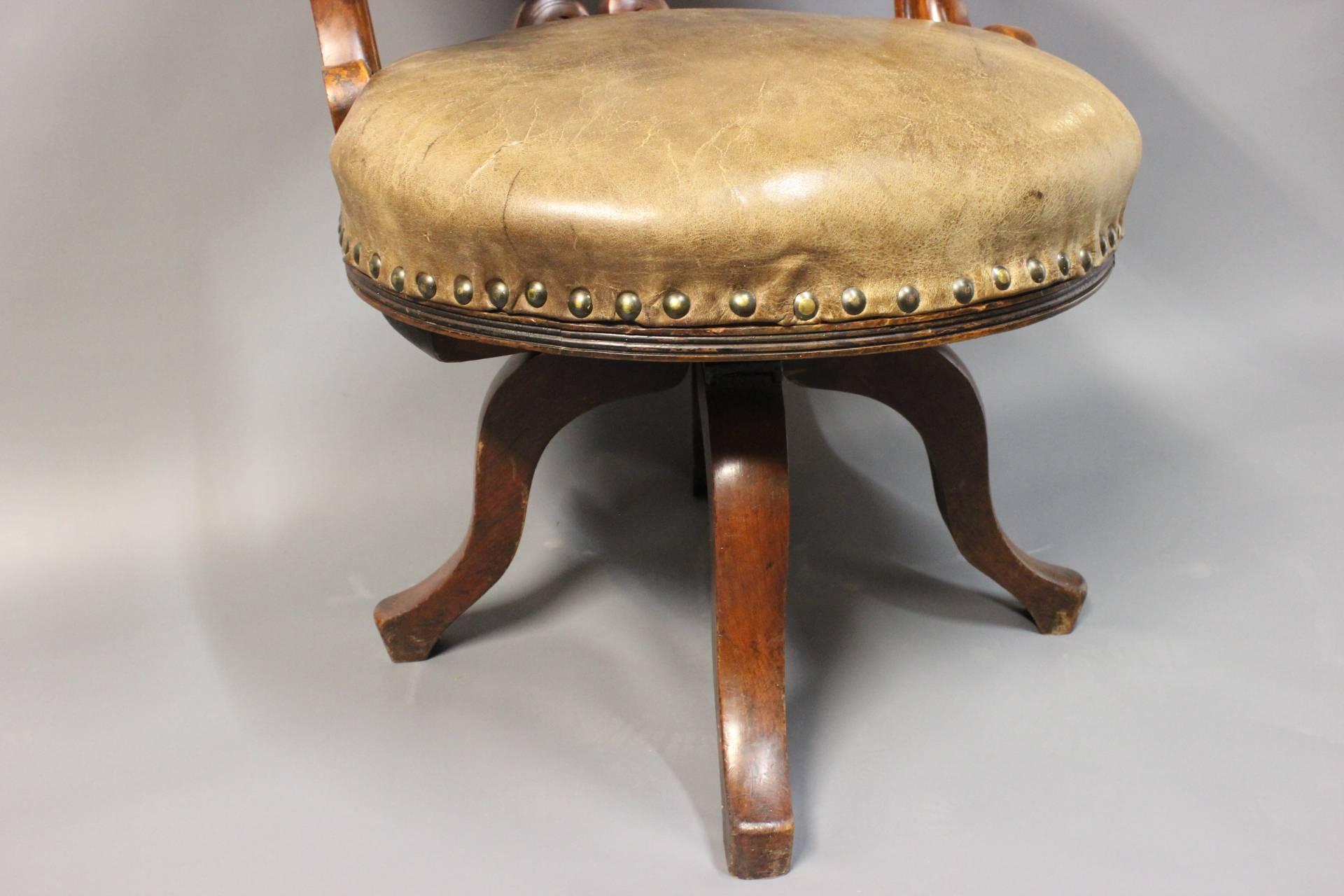 Office Chair in Mahogany and Original Patinated Leather, circa 1880 3