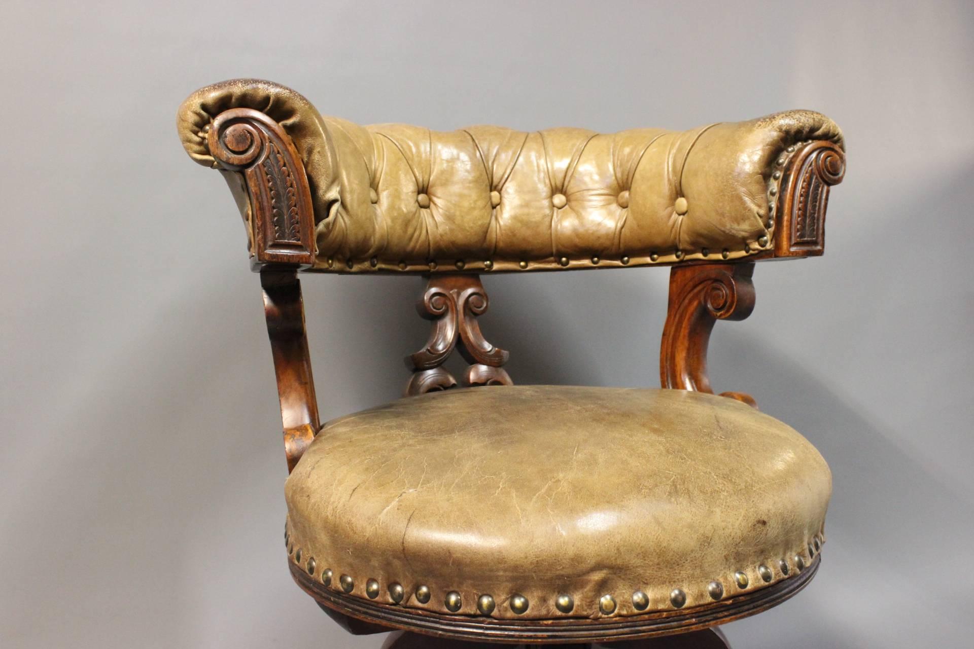 Late Victorian Office Chair in Mahogany and Original Patinated Leather, circa 1880