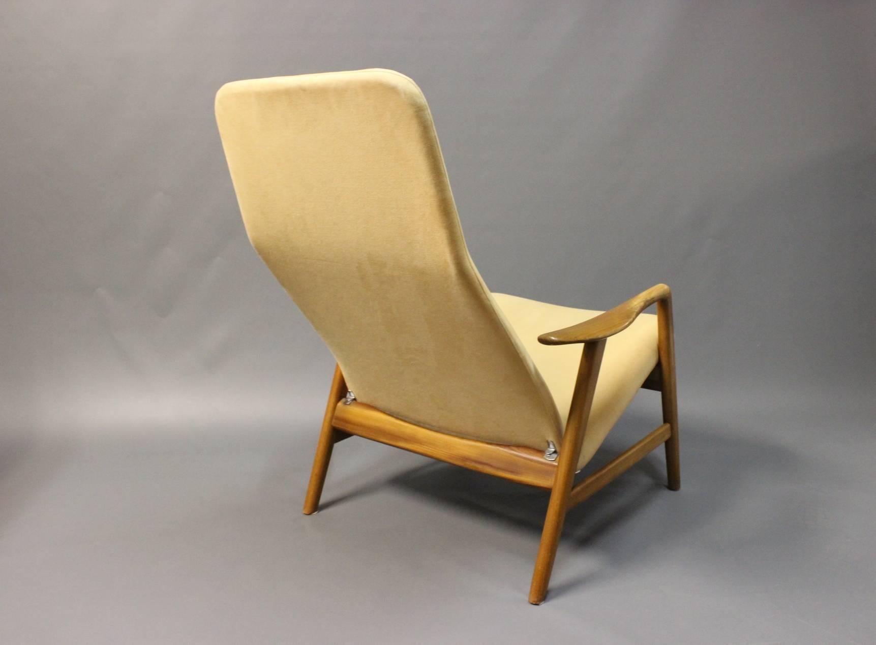 Alf Svensson Highback Reclining Lounge Chair Manufactured by Fritz Hansen, 1957 In Good Condition In Lejre, DK