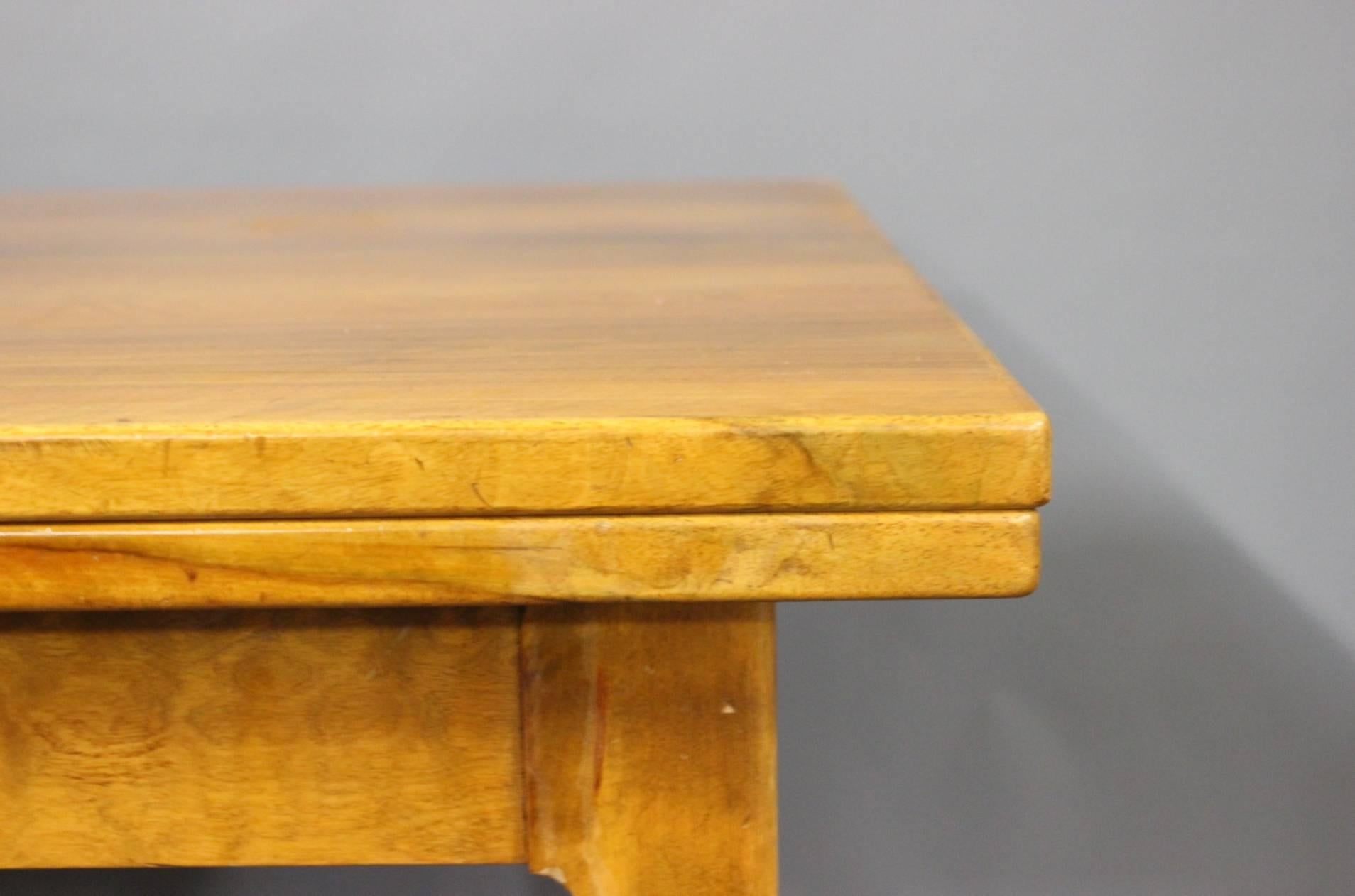 Extension Table in Walnut by Danish Master Cabinetmaker, circa 1940 For Sale 5