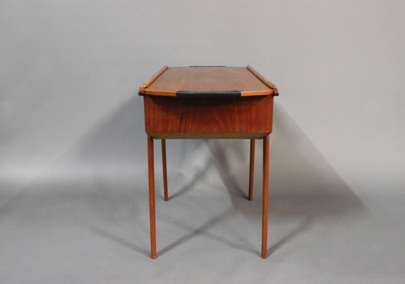 danish sewing table