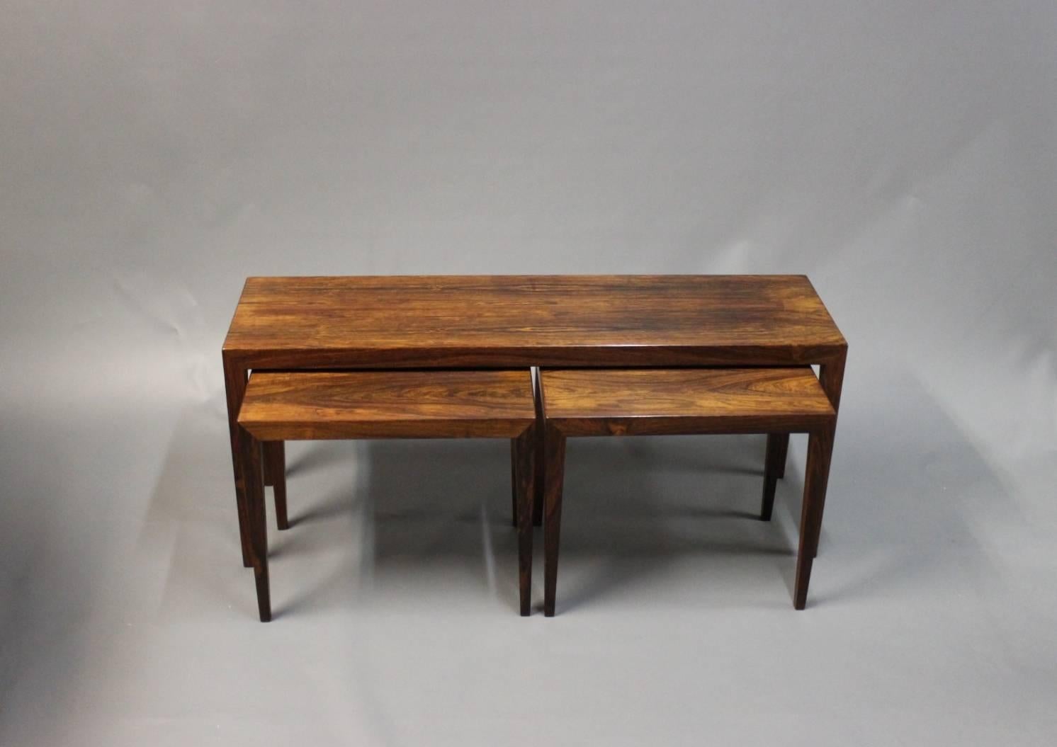 Nest of tables in rosewood designed by Severin Hansen and manufactured by Haslev furniture factory in the 1960s. The tables are marked Danish furniture control and the no. 44B.
Measurements for the smaller tables:
H - 41.5 cm, D - 31.5 cm and W - 49