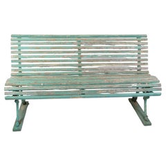 Ensemble de 2 bancs de parc français anciens peints en couleur verdâtre des années 1930