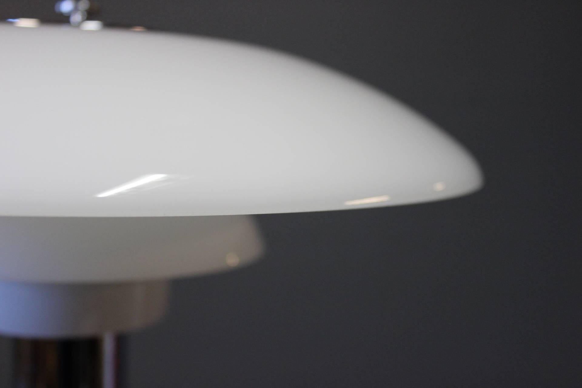 PH 3½/2½ Floor Lamp by Poul Henningsen and Louis Poulsen, 2002 In Good Condition For Sale In Lejre, DK
