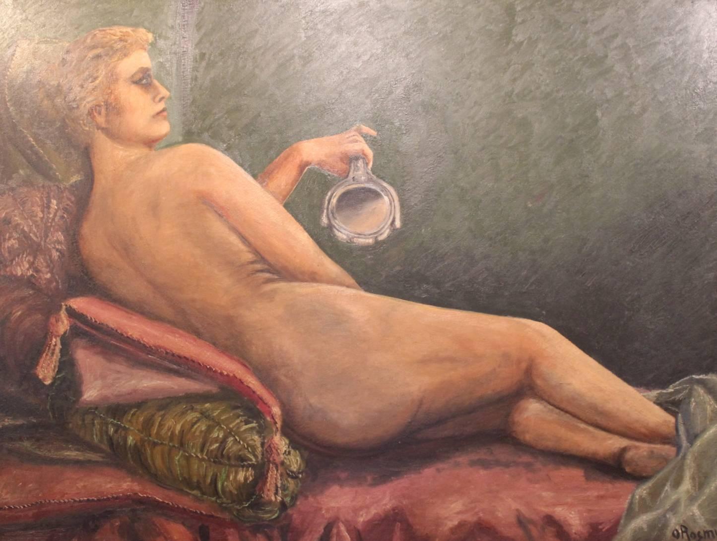 Ammira l'incantevole fascino di questo sostanzioso dipinto raffigurante una donna nuda, un capolavoro firmato dall'artista O Rosmund intorno al 1910. Con un'impressionante misura di H. 96,5 cm e L. 130 cm (senza cornice), quest'opera d'arte attira