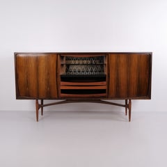 Mobile bar / credenza con specchio di Aksel Bender Madsen per Willy Beck
