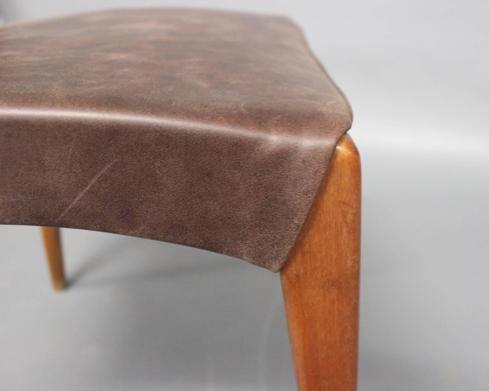 Stool in Polished Wood and Patinated Leather of Danish Design, 1960s In Good Condition In Lejre, DK
