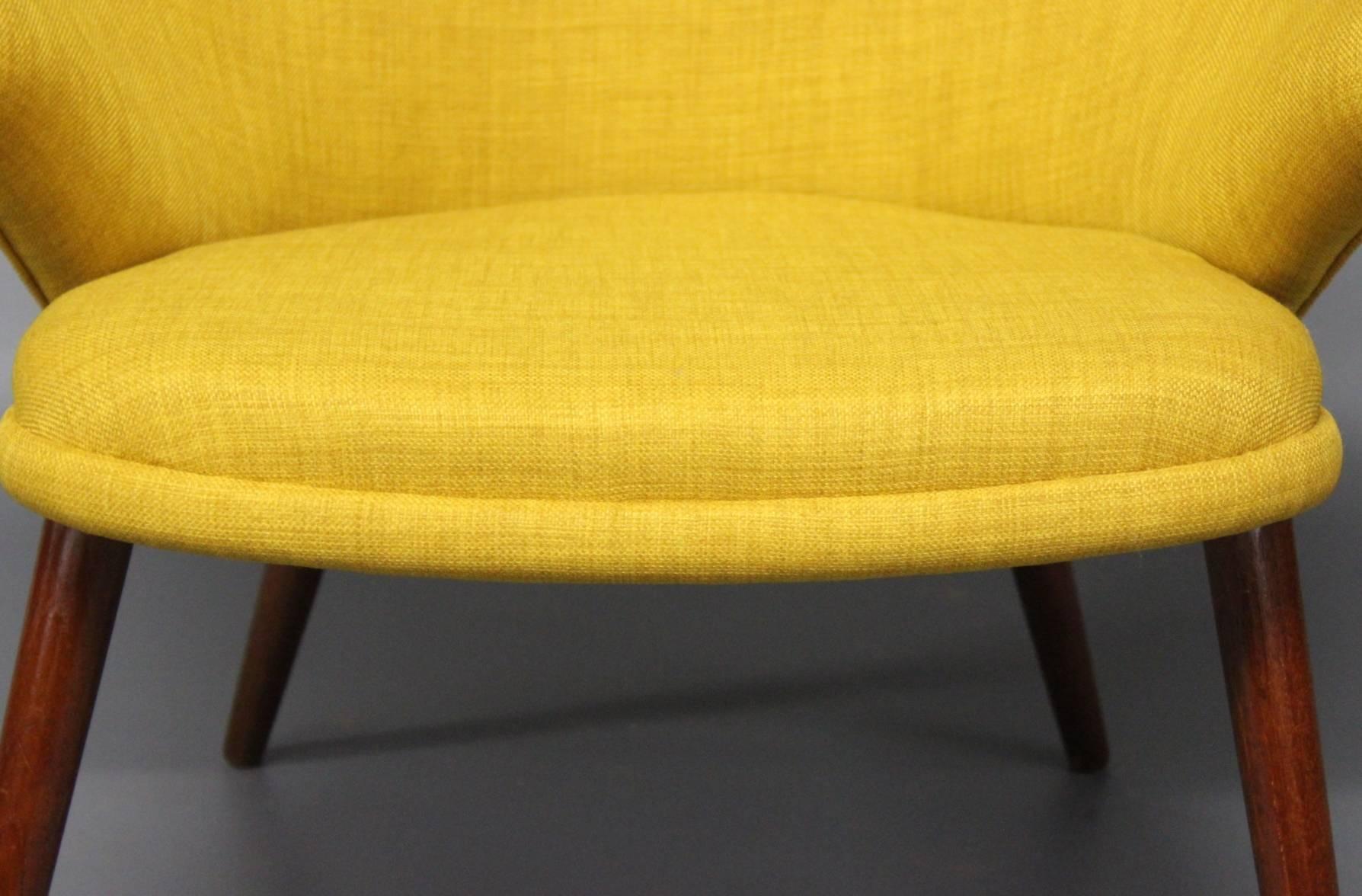 Nanna Ditzel Armchair Upholstered in Yellow Fabric and Legs of Teak, 1960s In Good Condition In Lejre, DK