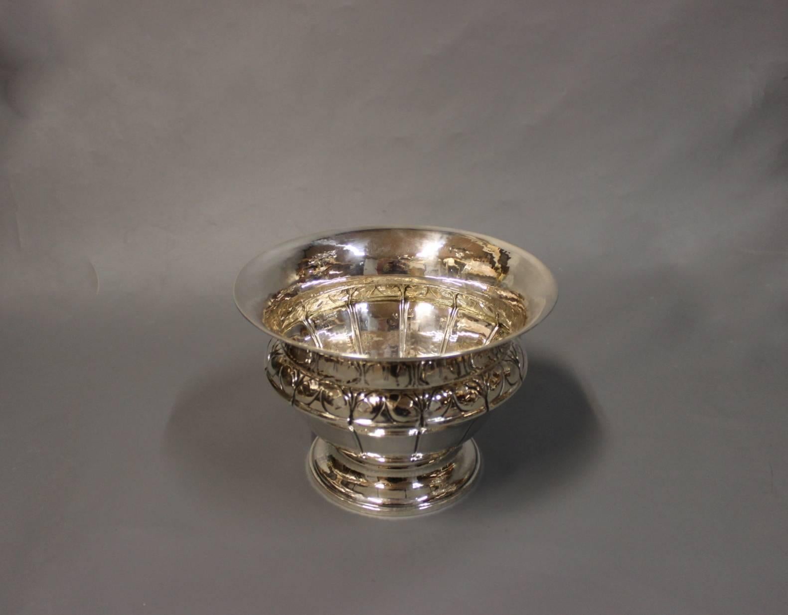 Large centrepiece beautifully decorated in hallmarked silver stamped Christian Fr. Heise, 1904-1932.