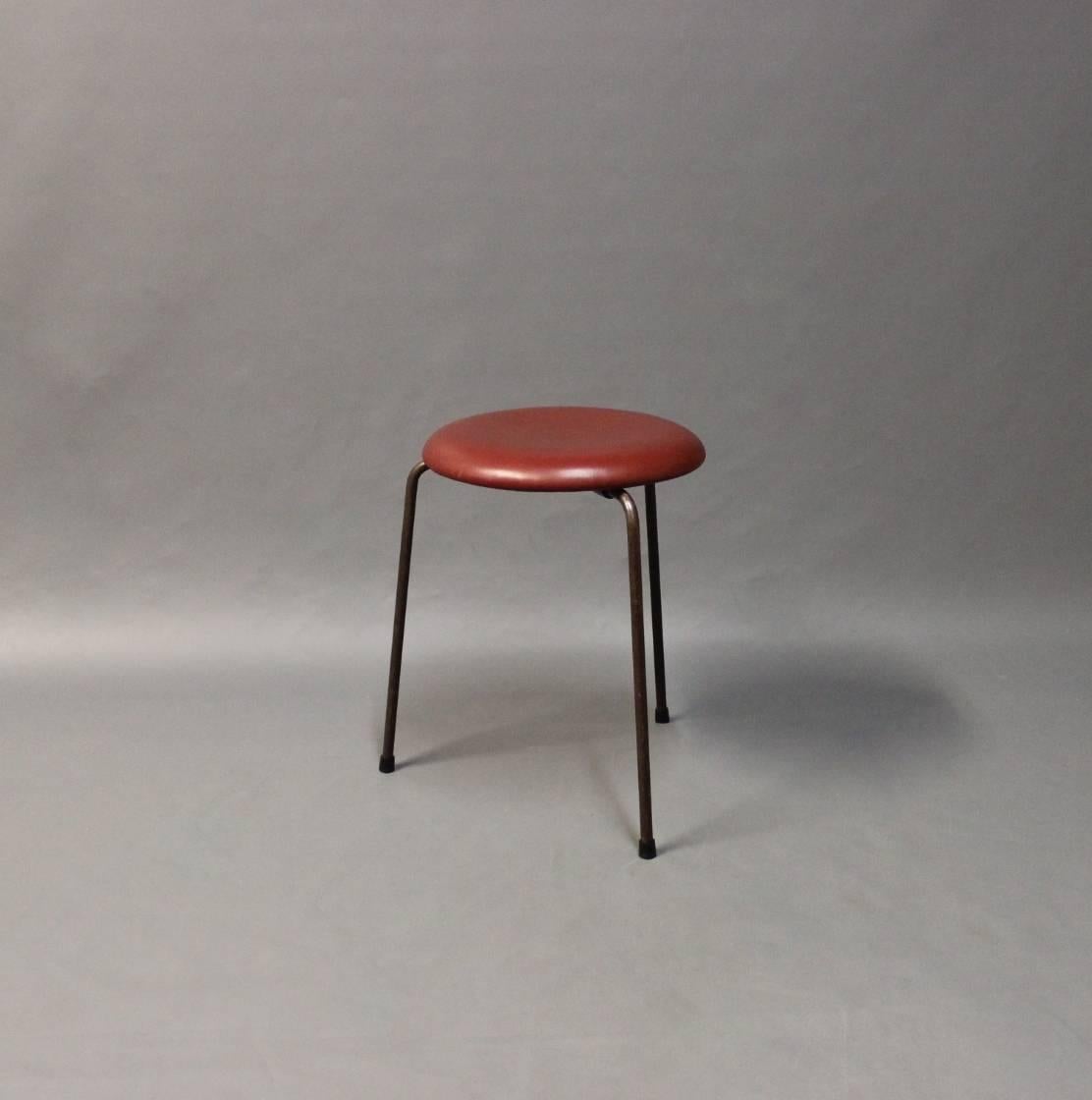 fritz hansen dot stool