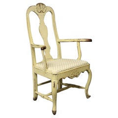 Chaise rococo en bois peint du Danemark vers 1740