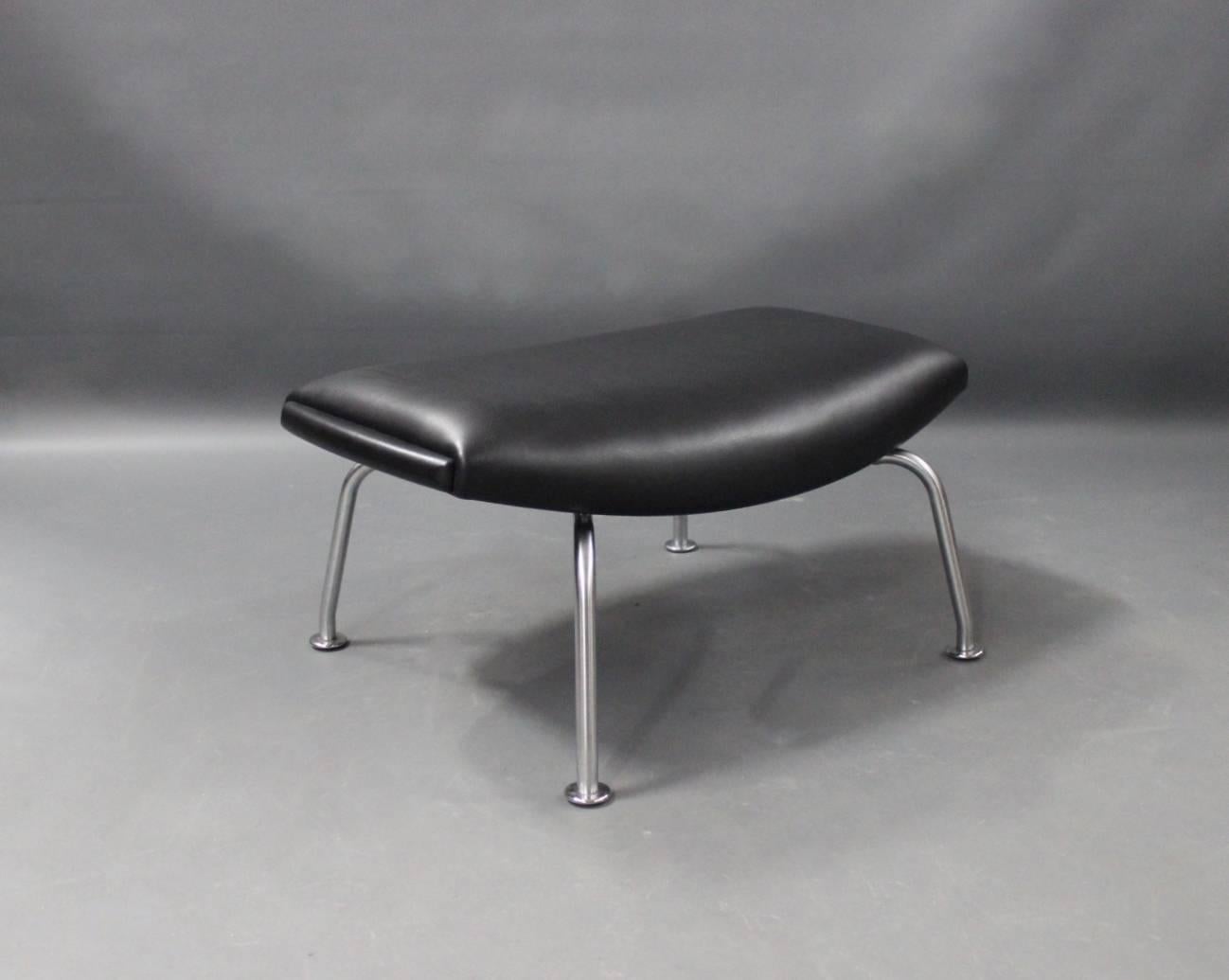 Mid-20th Century Ox Chair, Model EJ 100 by Hans J. Wegner and Erik Jørgensen, 2008