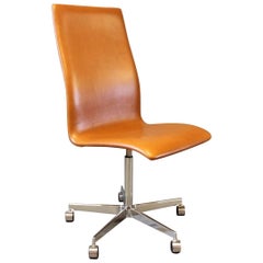Oxford Classic Chair, Model 3193C, by Arne Jacobsen and Fritz Hansen