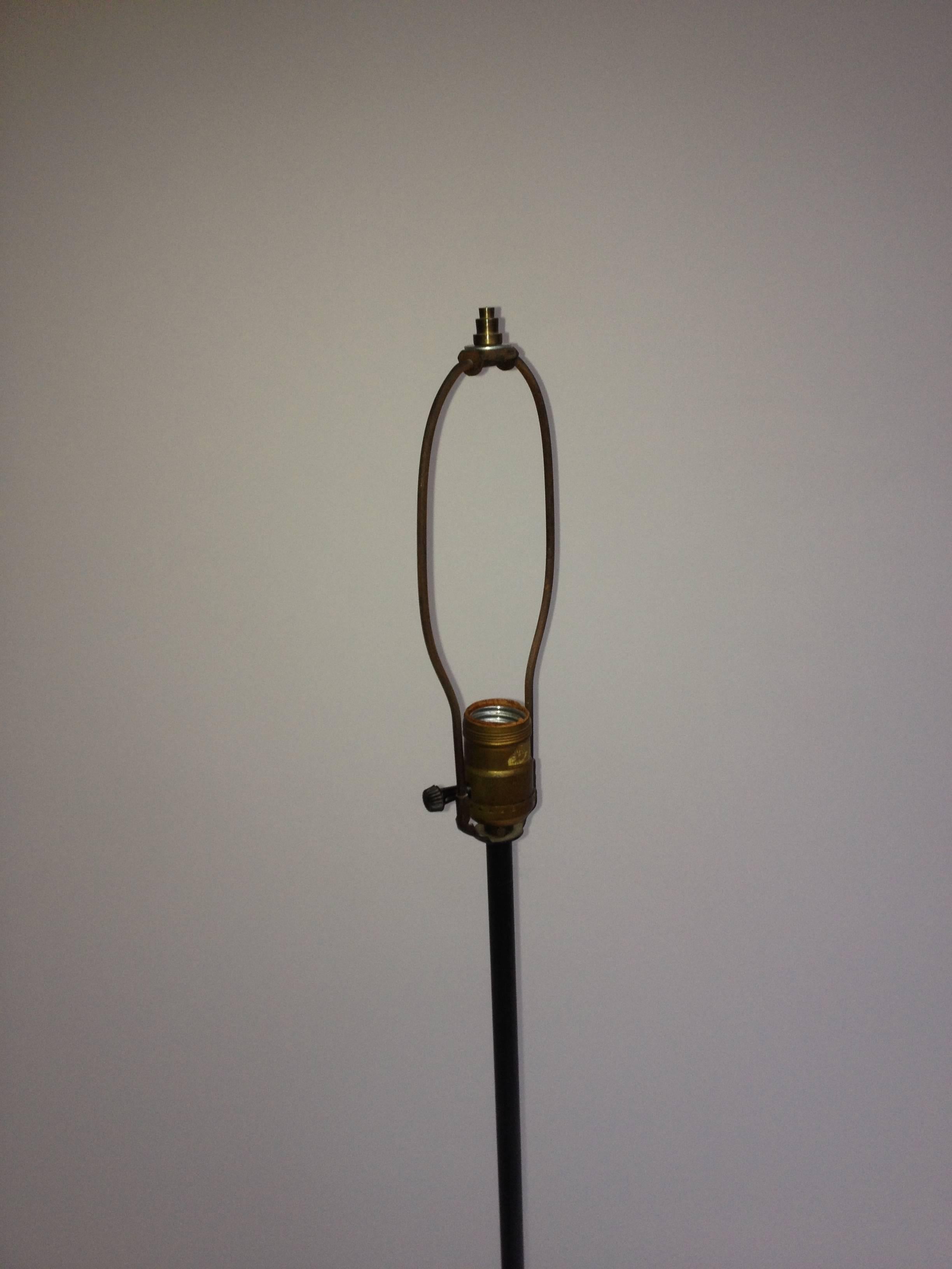 Mid-Century Modern 1950s Three-Legged Metal Floor Lamp with Circular Table For Sale