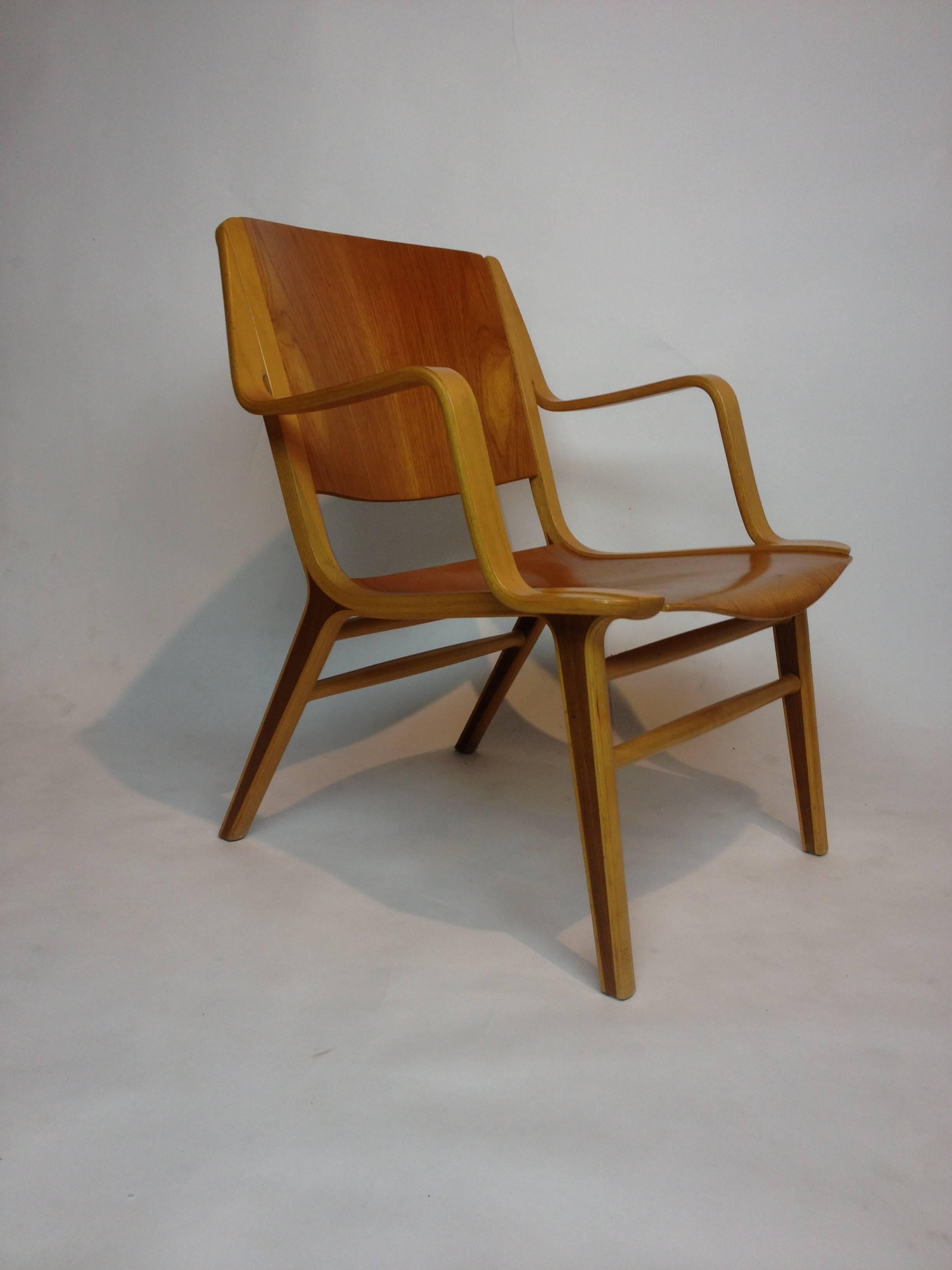 1950s Ax Chair Designed by Peter Hvidt & Orla Molgaard-Nielsen for Fritz Hansen In Good Condition For Sale In Victoria, British Columbia