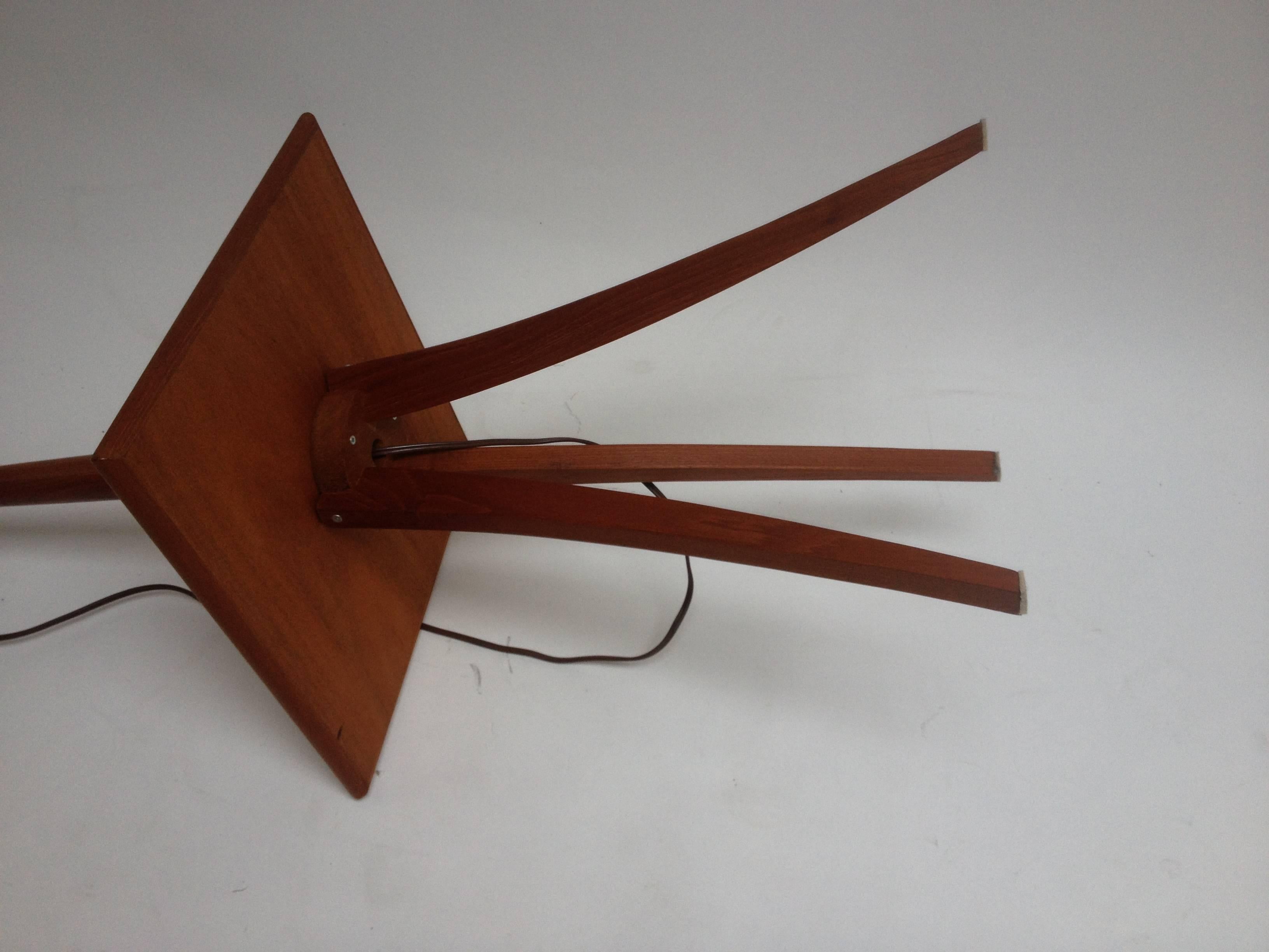 Fabric Handsome Mid-Century Modern Three-Legged Teak Floor Lamp with Table