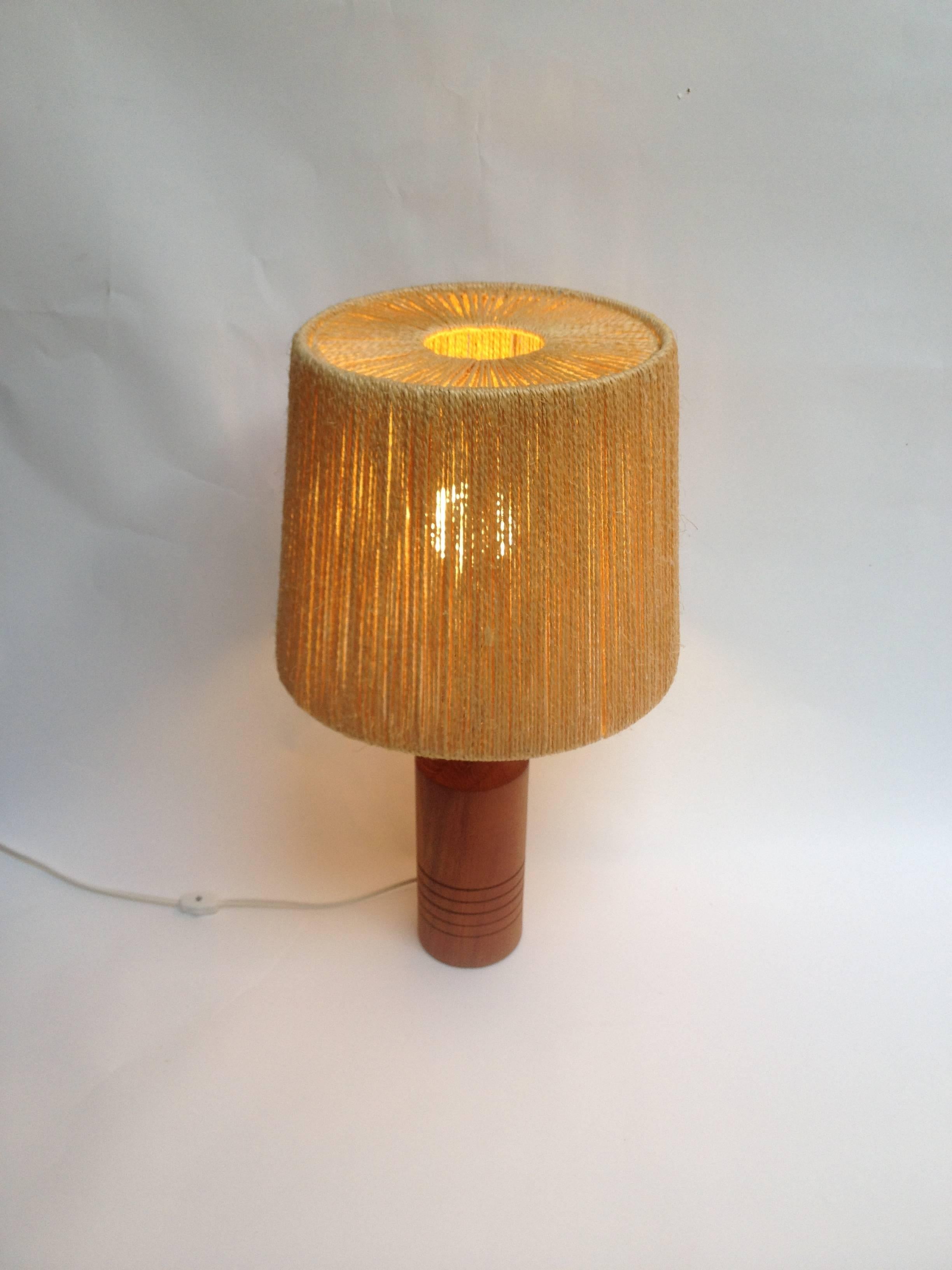 Scandinavian Modern 1960s Teak and Rope Table Lamp, Made in Denmark For Sale