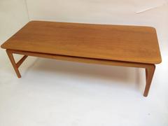 1950s Teak Coffee Table Designed by Peter Hvidt for France & Daverkosen