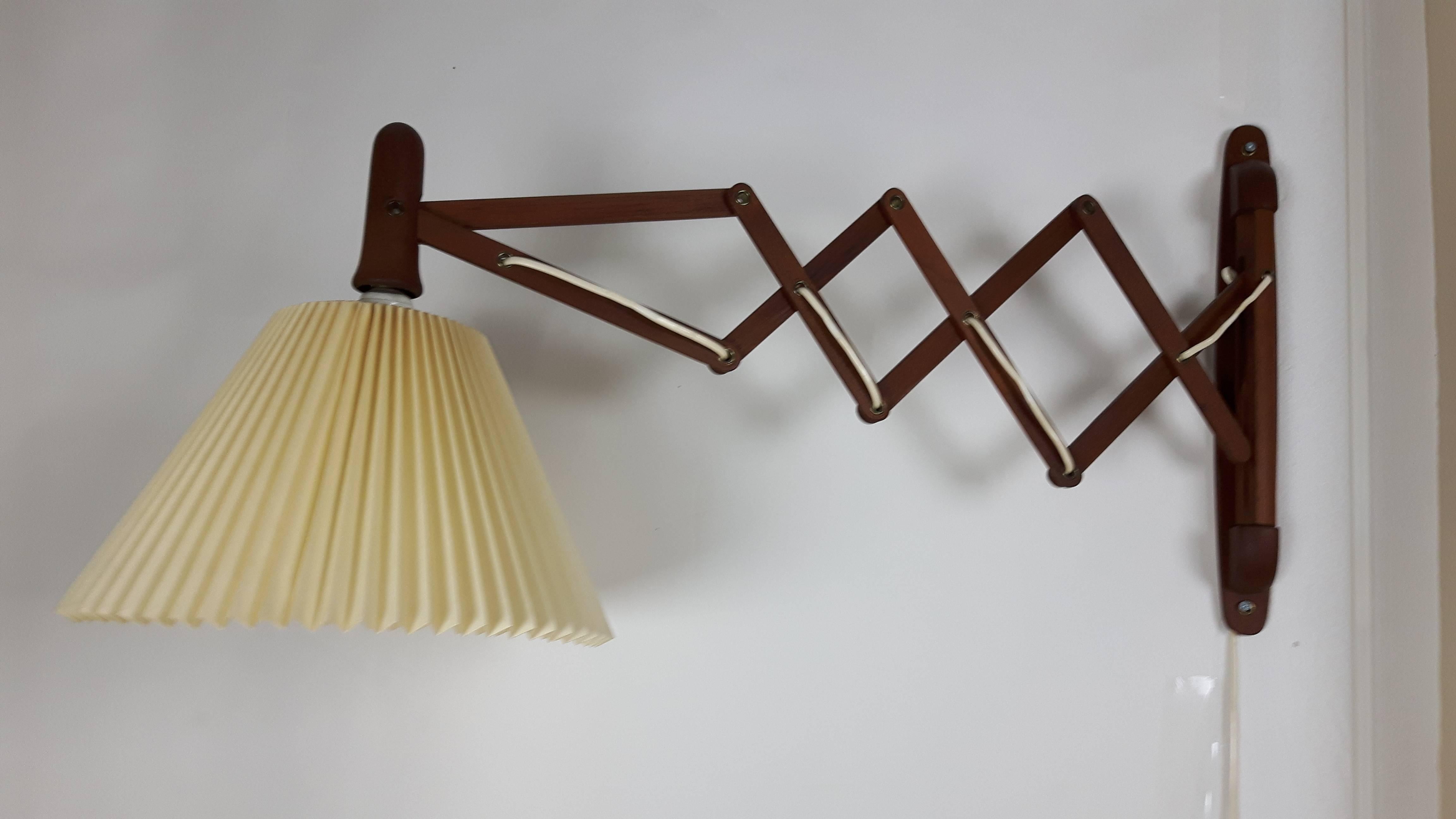 Scandinavian Modern 1960s Danish Modern Teak Accordion Wall Light with Kaare Klint Pleated Shade