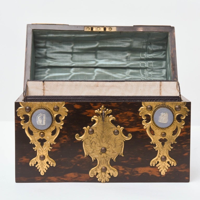 19th Century  Coromandel Document Box with Jasperware Medallions 3
