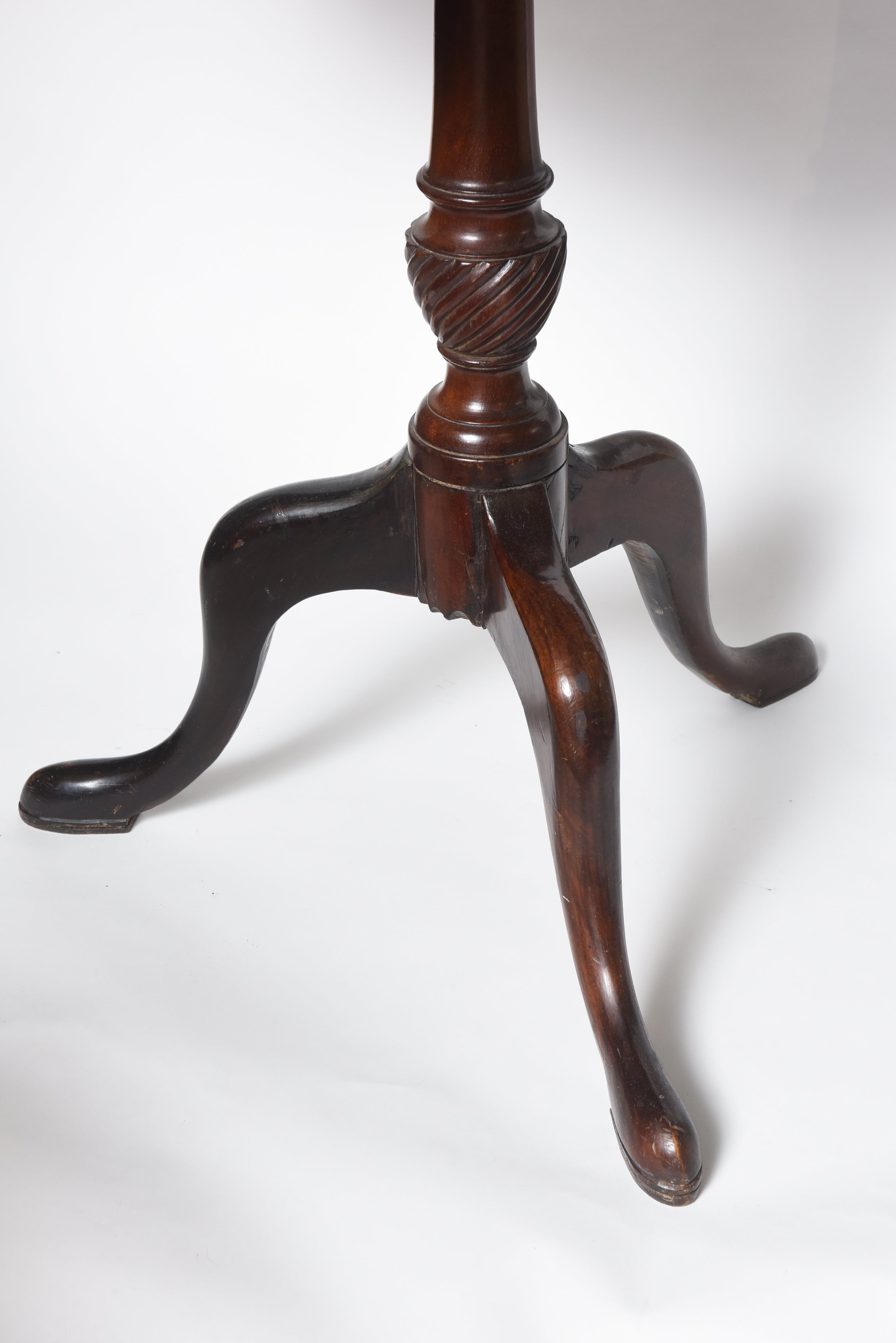 19th Century Georgian Chinoiserie Inlaid Tilt-Top Table