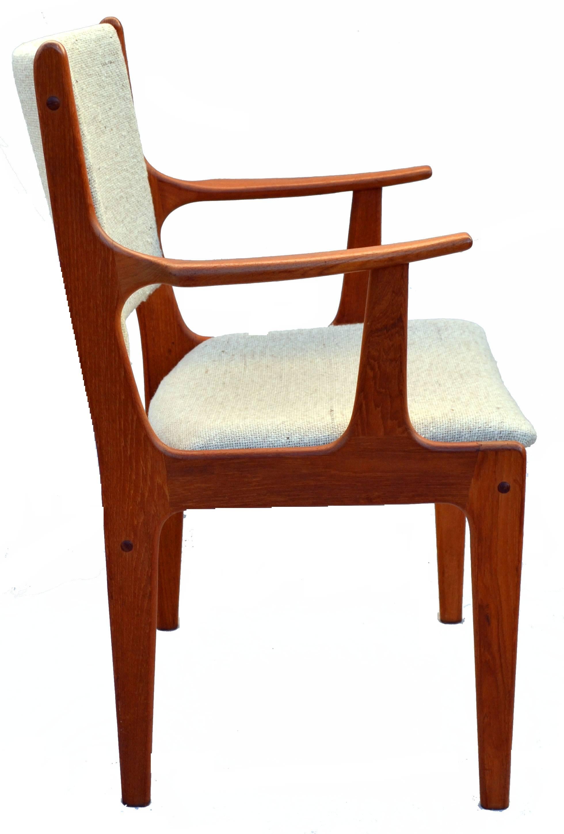 American Danish Modern Chair D-Scan