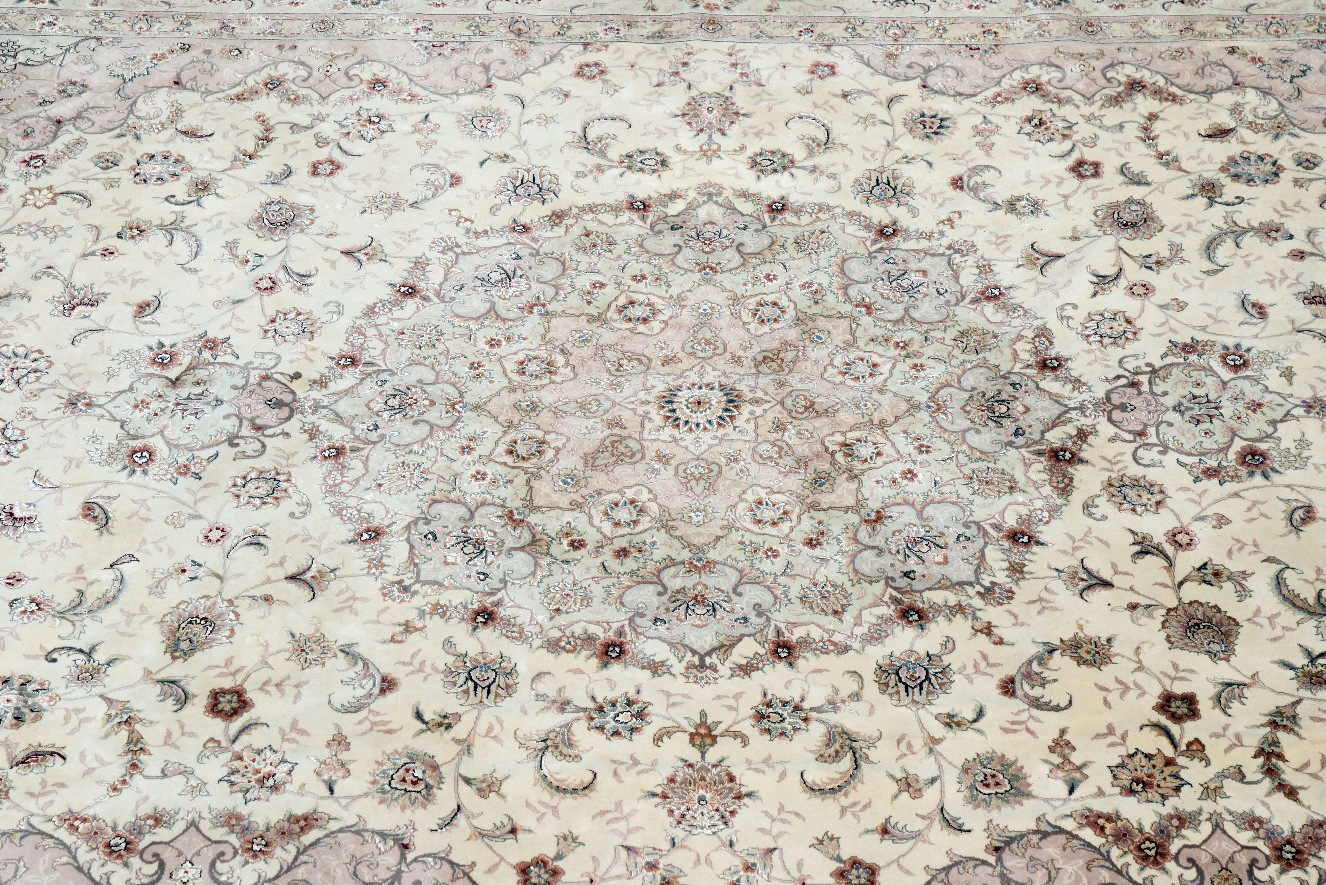 Hand-Knotted Turkish Wool and Silk Rug In Good Condition For Sale In Soquel, CA