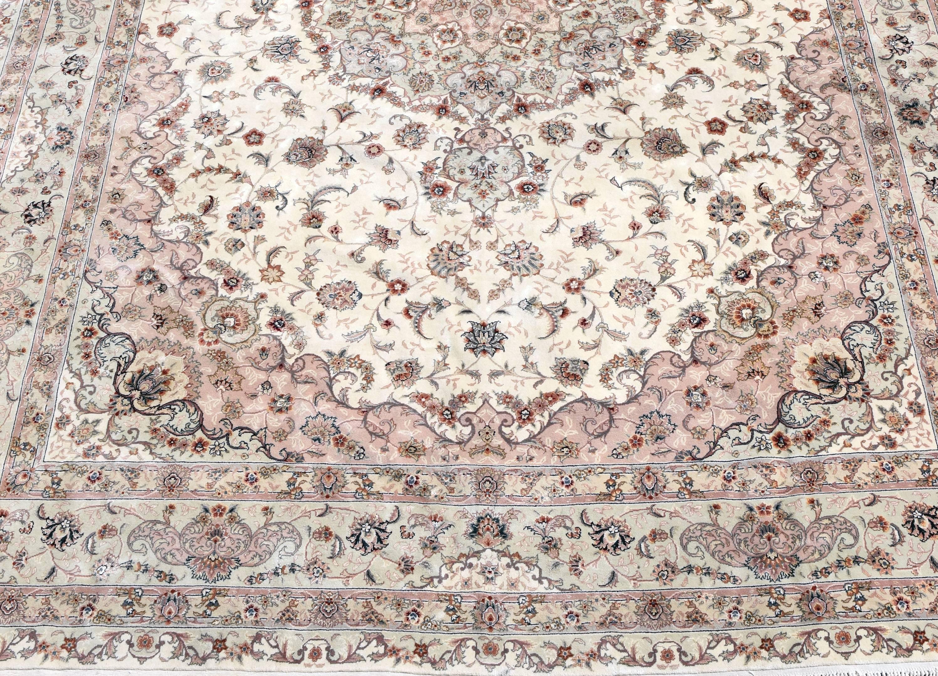 Contemporary Hand-Knotted Turkish Wool and Silk Rug For Sale