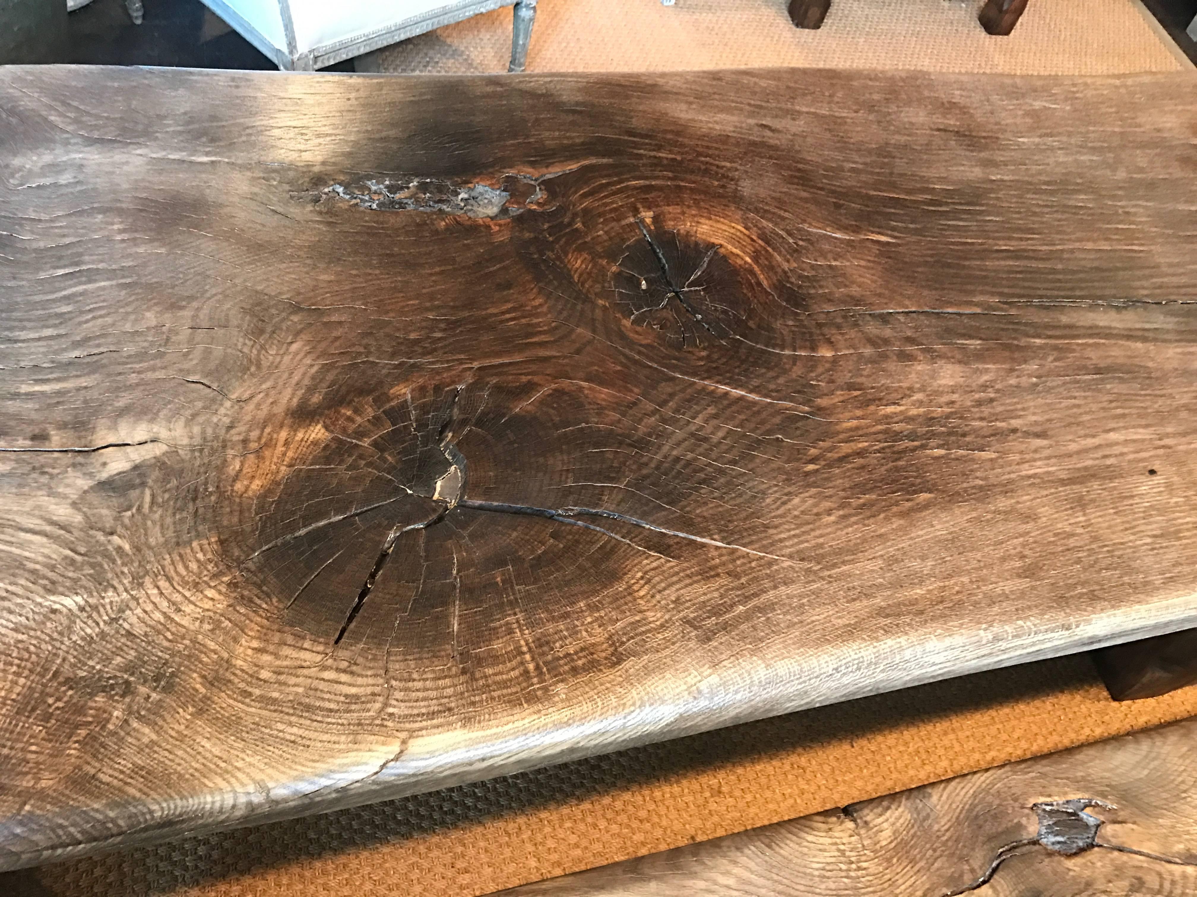 English Elm Farm Table and Two Benches In Excellent Condition In Birmingham, AL