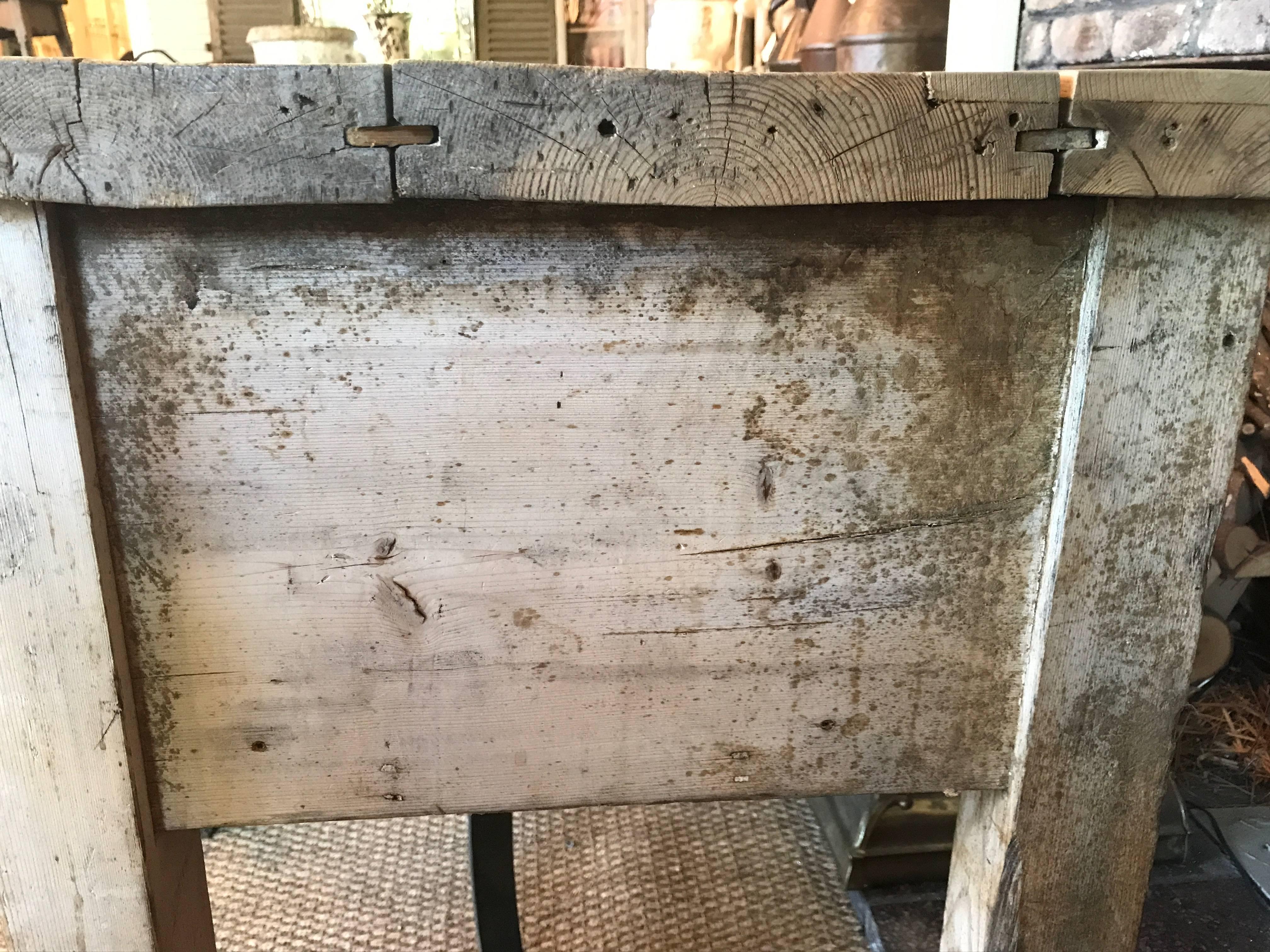 19th Century English Bleached Three-Drawer Server In Excellent Condition In Birmingham, AL