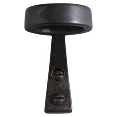 Supporto per bottiglie con finitura annerita in alluminio e ottone di Henry Wilson
