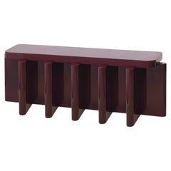 Banco rústico de madera maciza rojo burdeos Spina B5.1 de Cara Davide