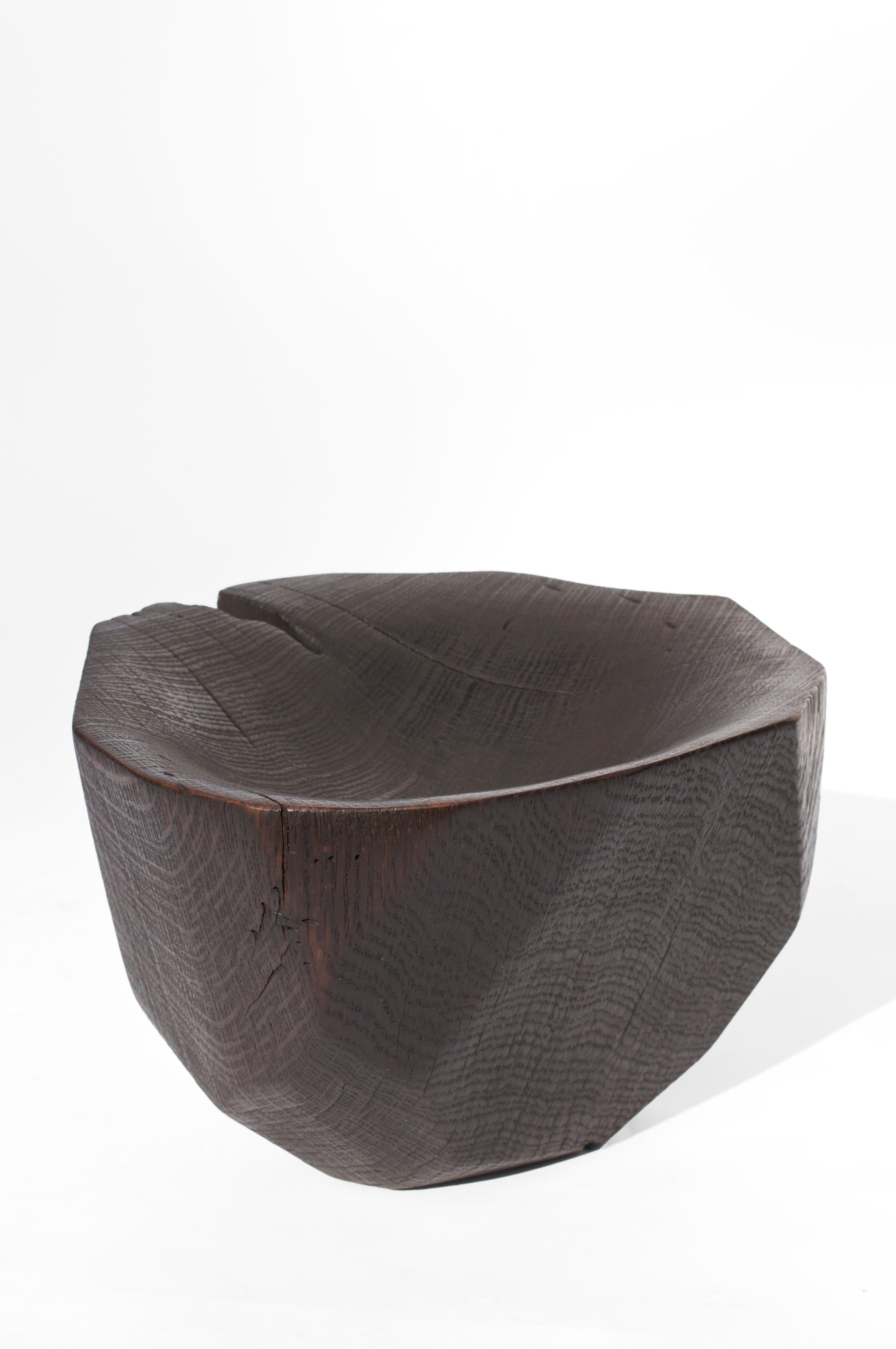 V21274 Vessel in Oxidized Oak Wood by Jörg Pietschmann For Sale 3