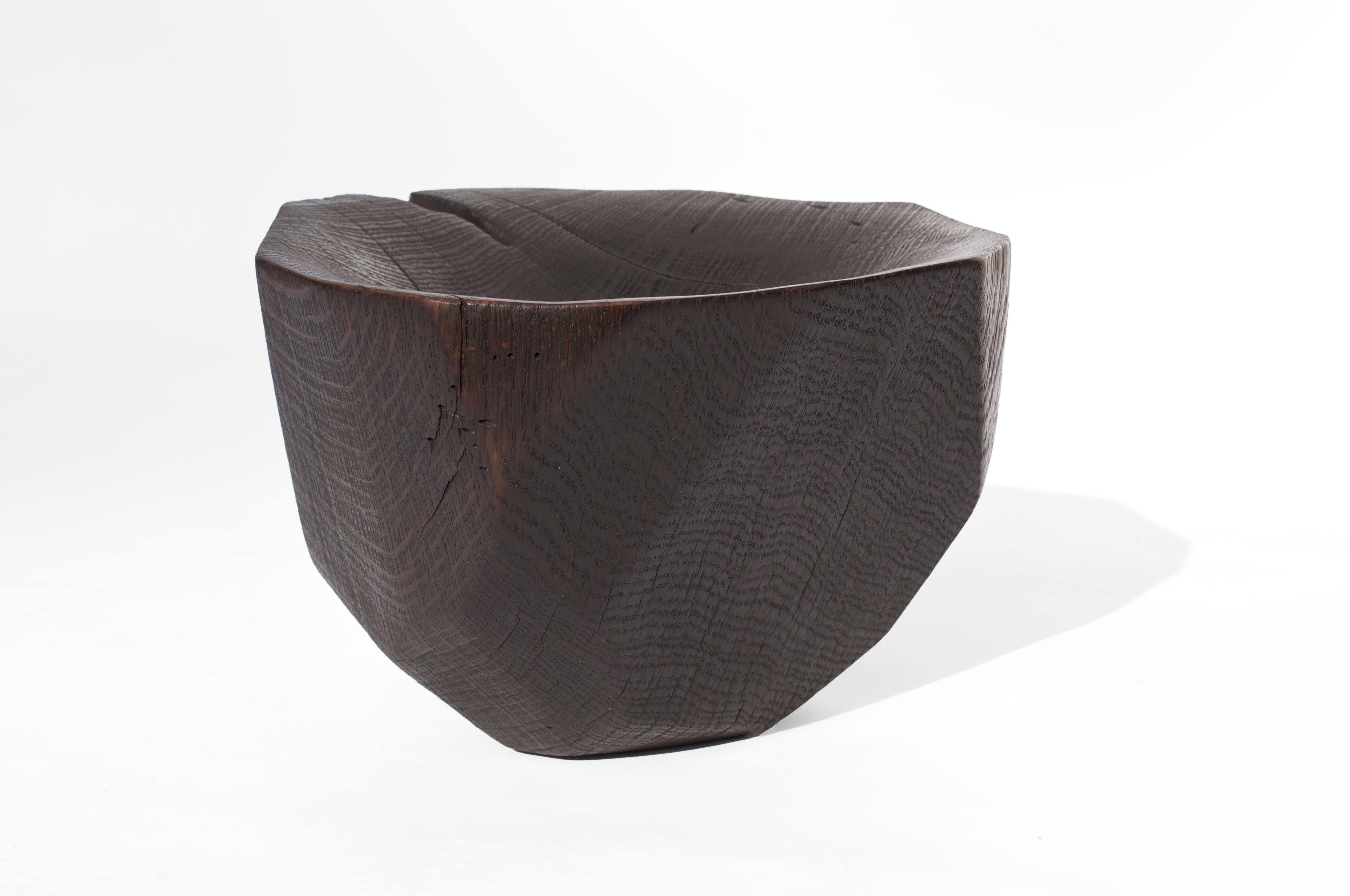 V21274 Vessel in Oxidized Oak Wood by Jörg Pietschmann For Sale 4