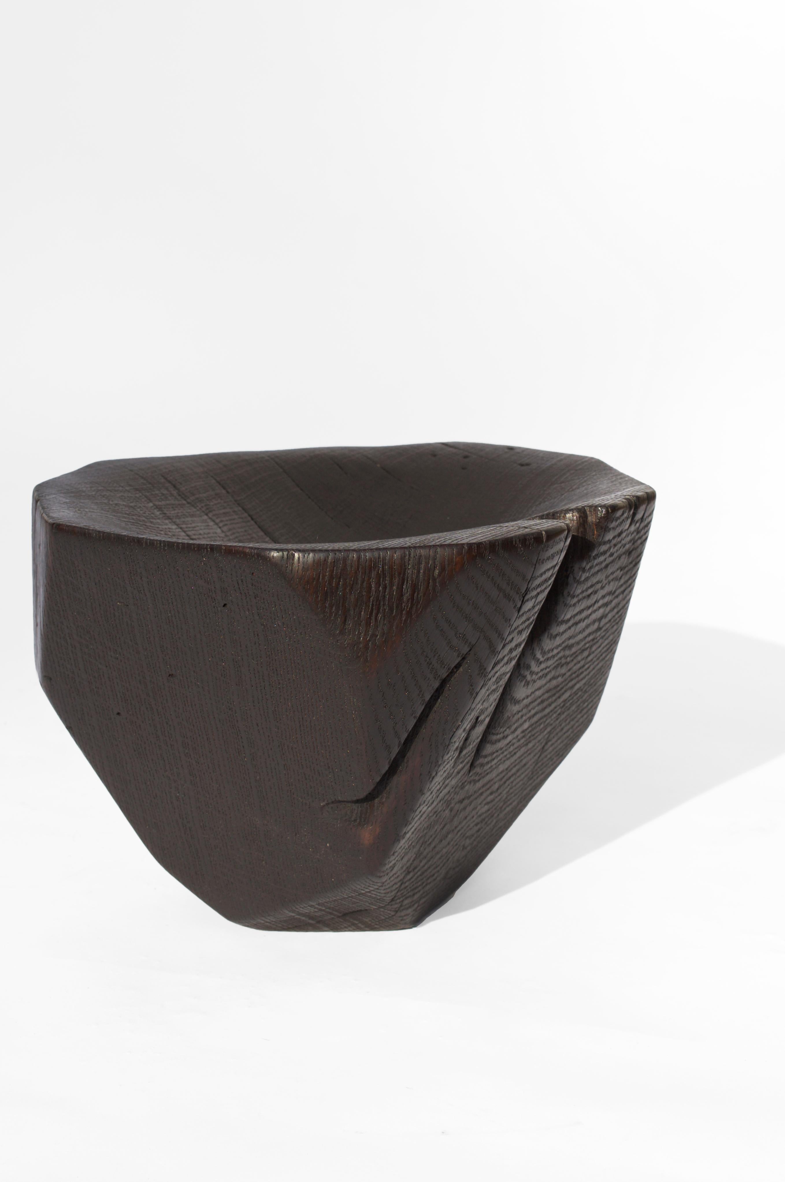 V21274 Vessel in Oxidized Oak Wood by Jörg Pietschmann For Sale 10