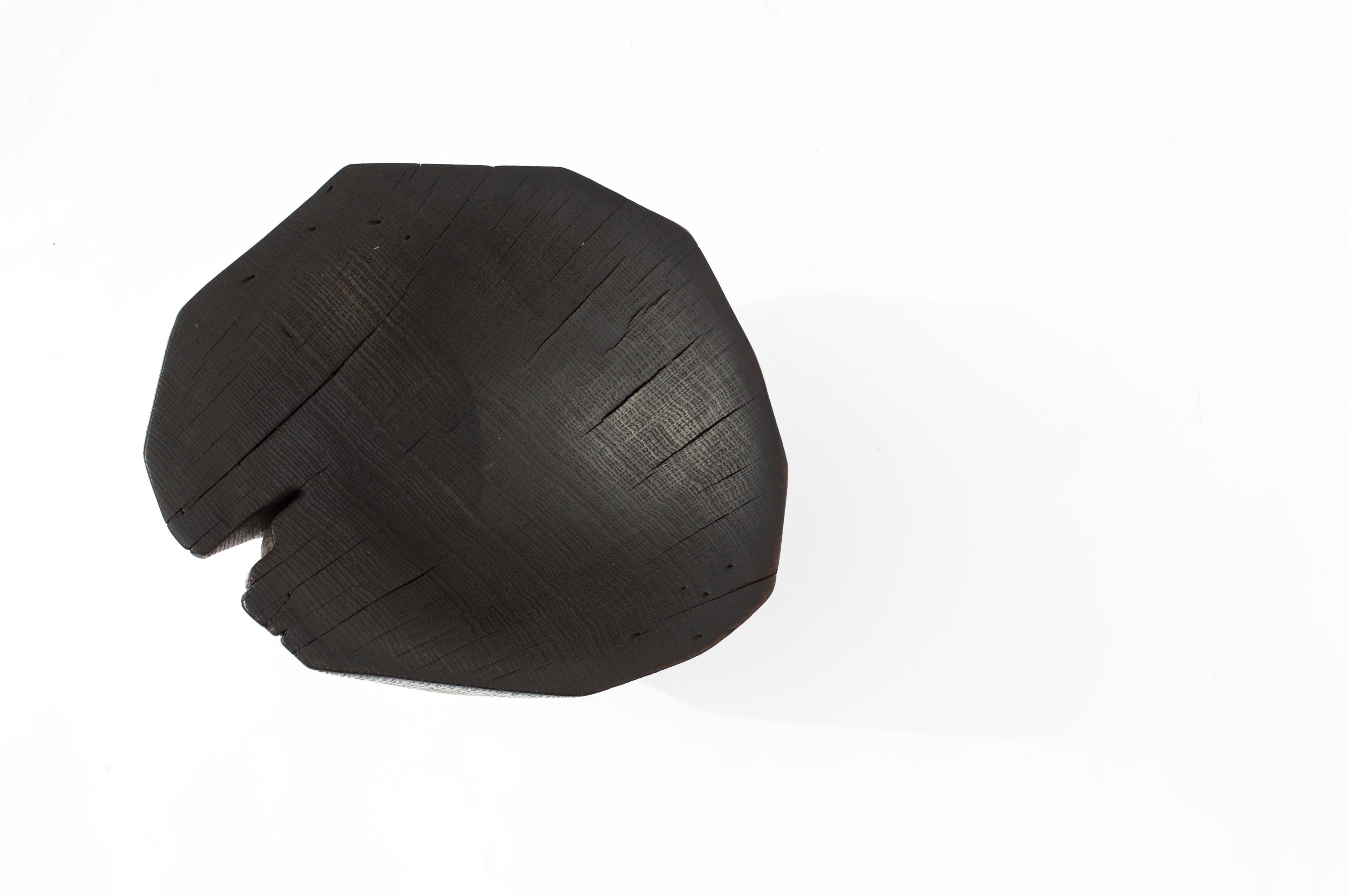 V21274 Vessel in Oxidized Oak Wood by Jörg Pietschmann For Sale 12