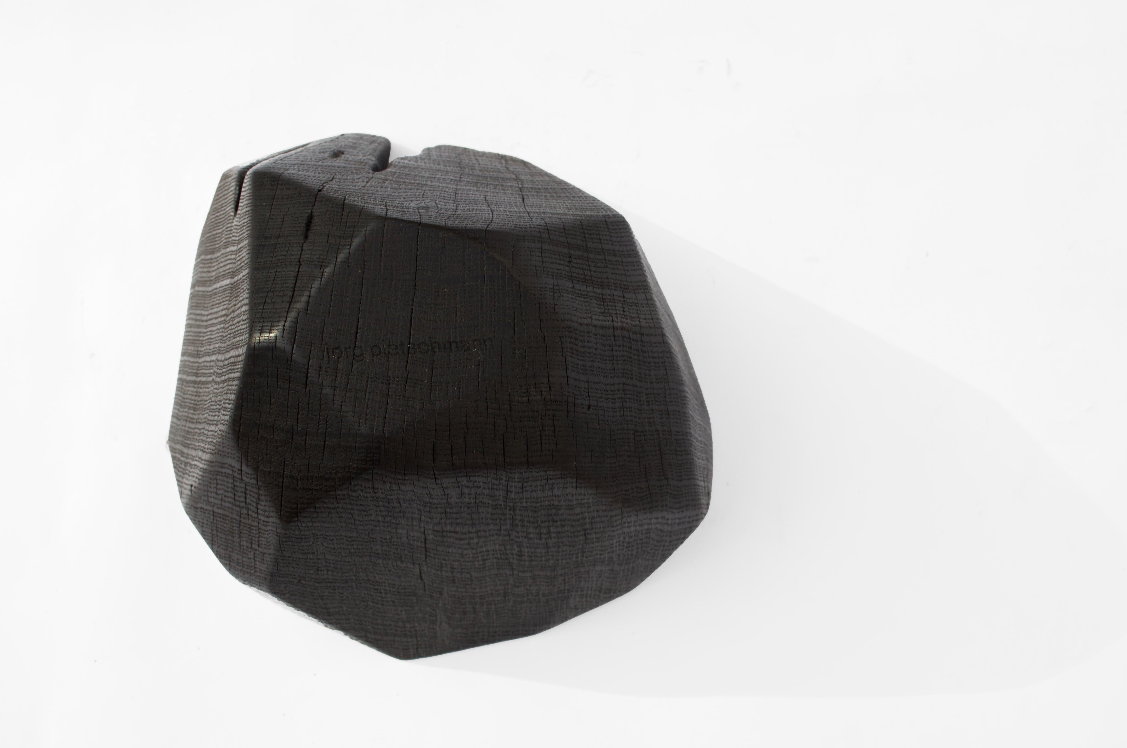 V21274 Vessel in Oxidized Oak Wood by Jörg Pietschmann For Sale 13