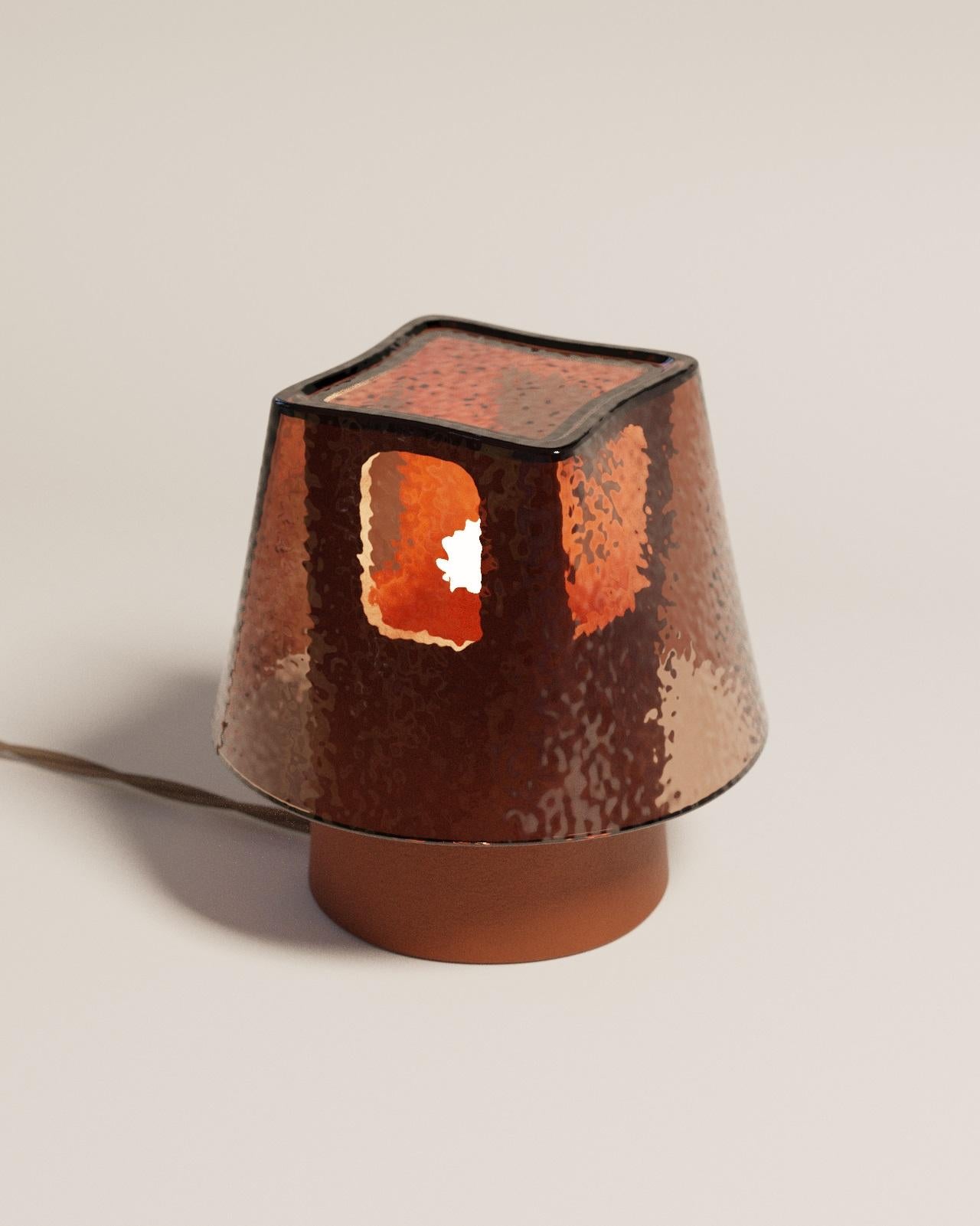 Postmoderne Lampe de table Mesia en verre et céramique par Luis Gimeno en vente