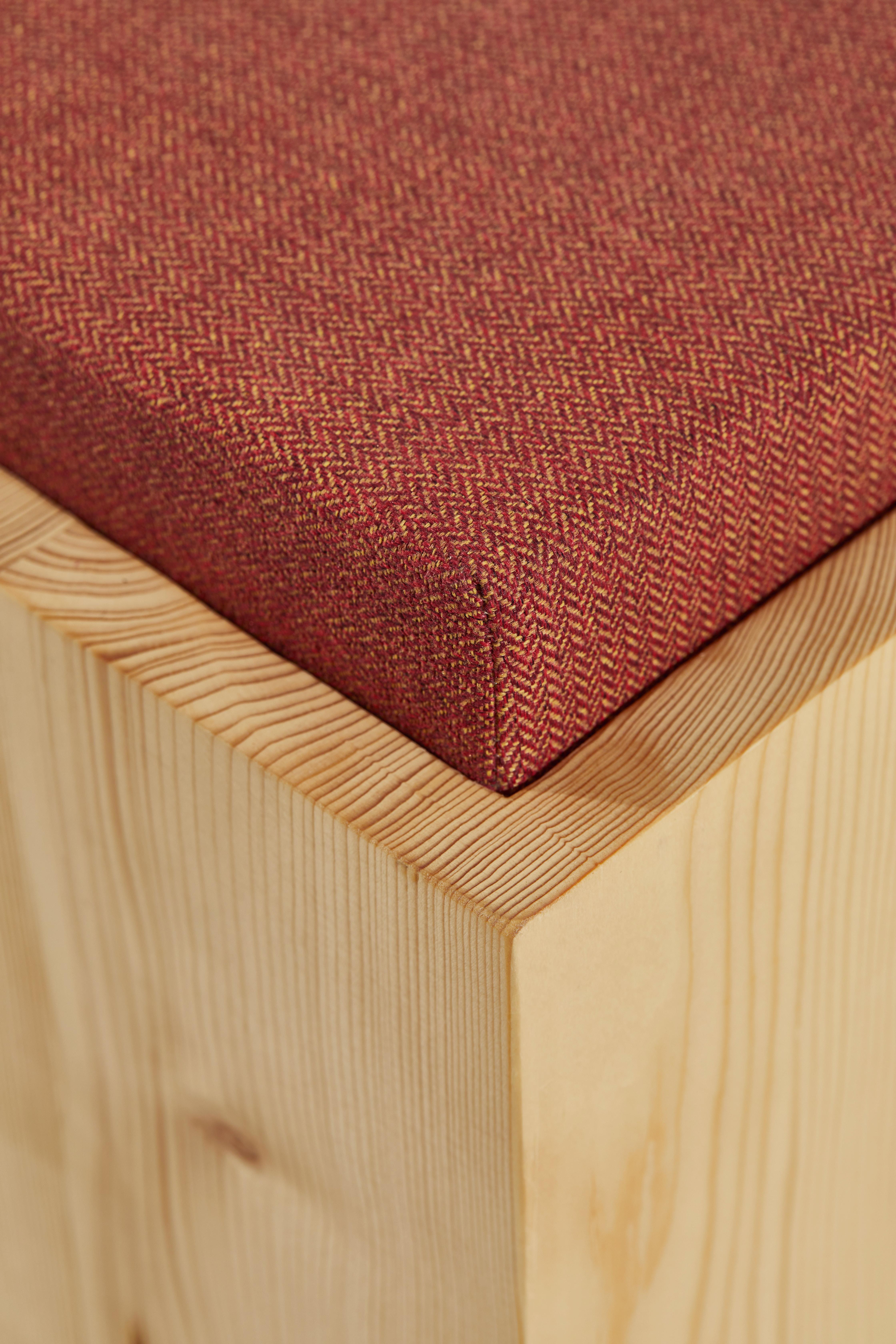 German ARC-F4 Stool in Spruce Wood And Melange Fabric by Heilig Objects For Sale