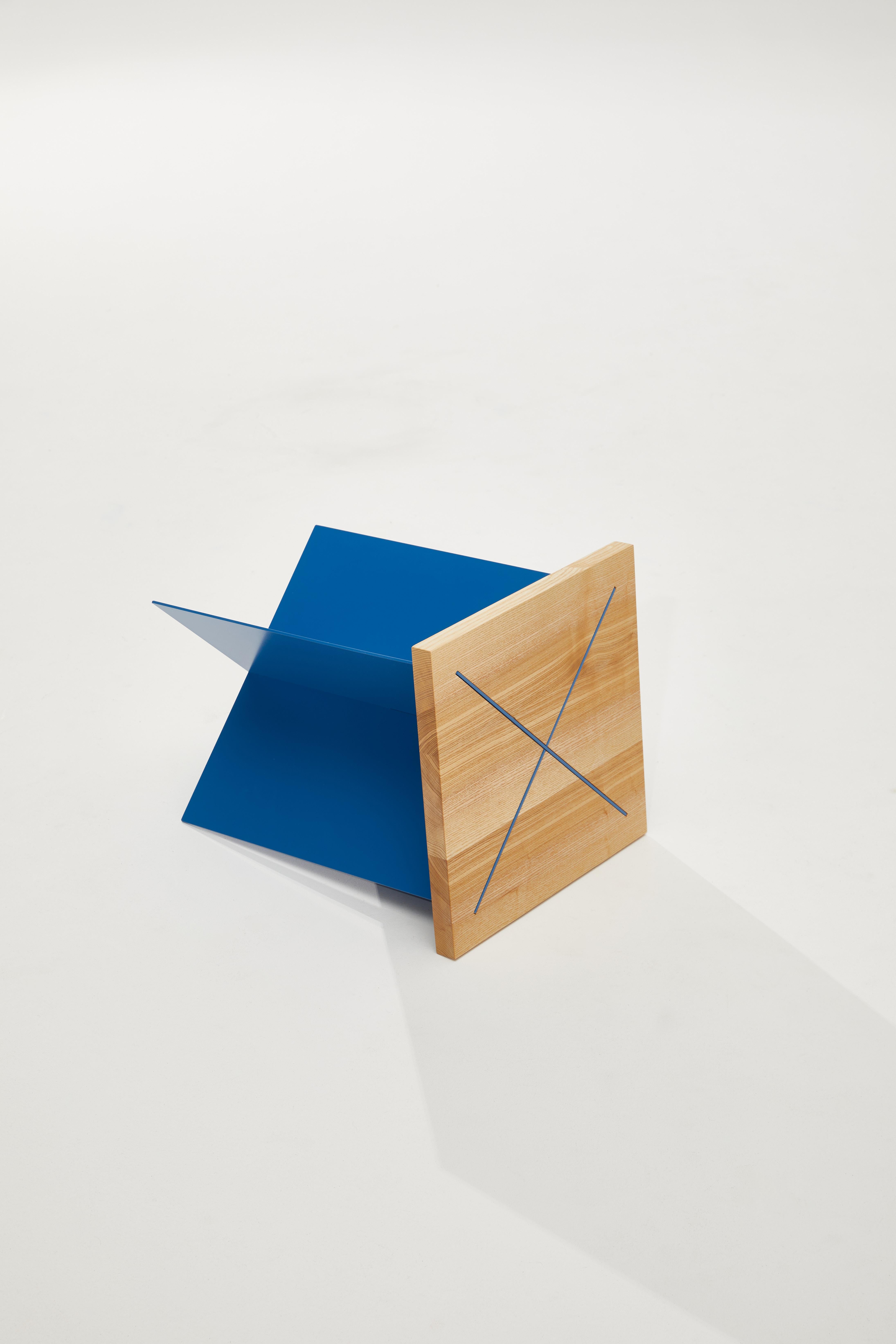Tabouret Ohus en bois de frêne et acier orange saumoné par Objects for Objects en vente 12