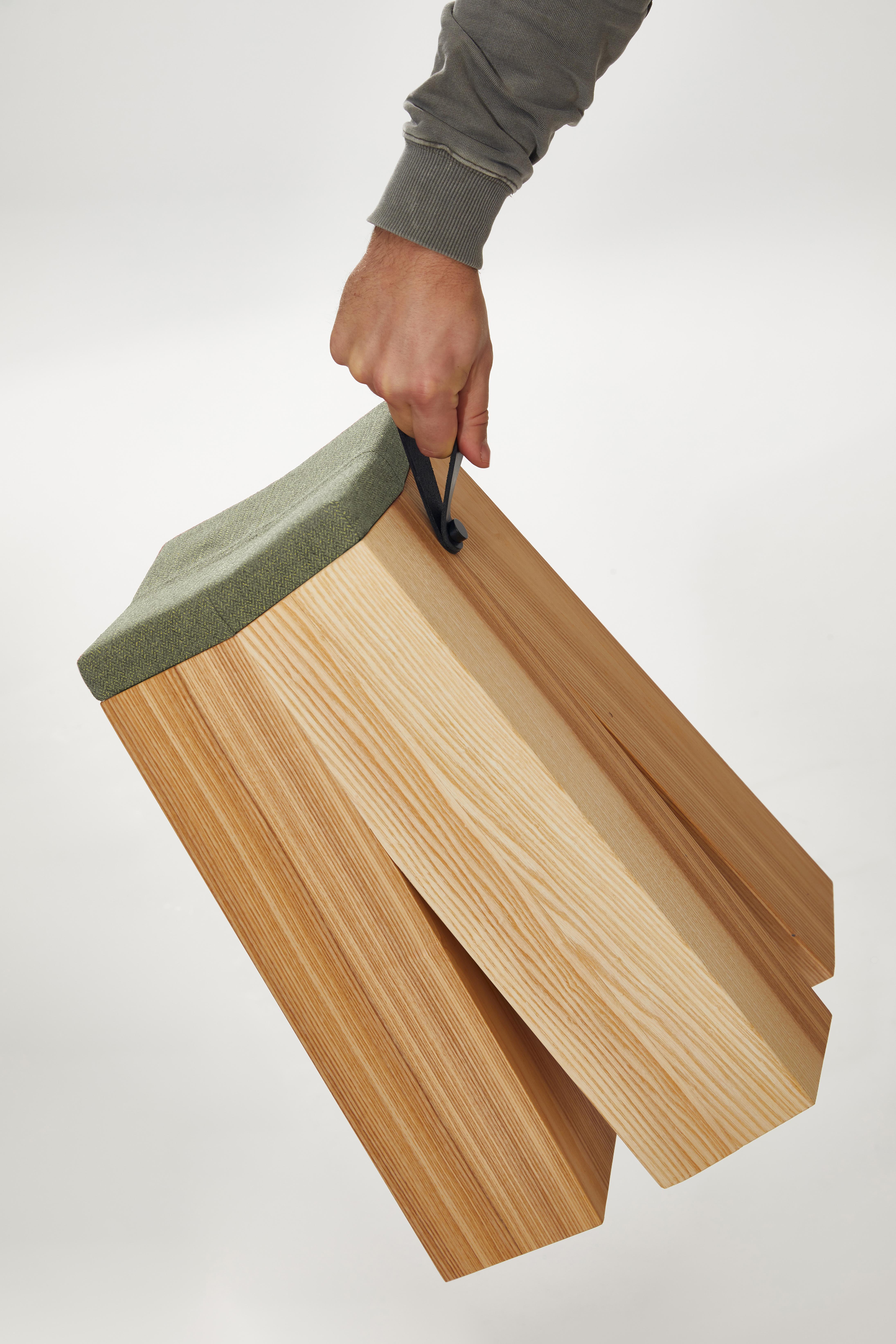 Happens Stool in Ash Wood And Green Melange Wool Fabric by Heilig Objects In New Condition For Sale In Geneve, CH