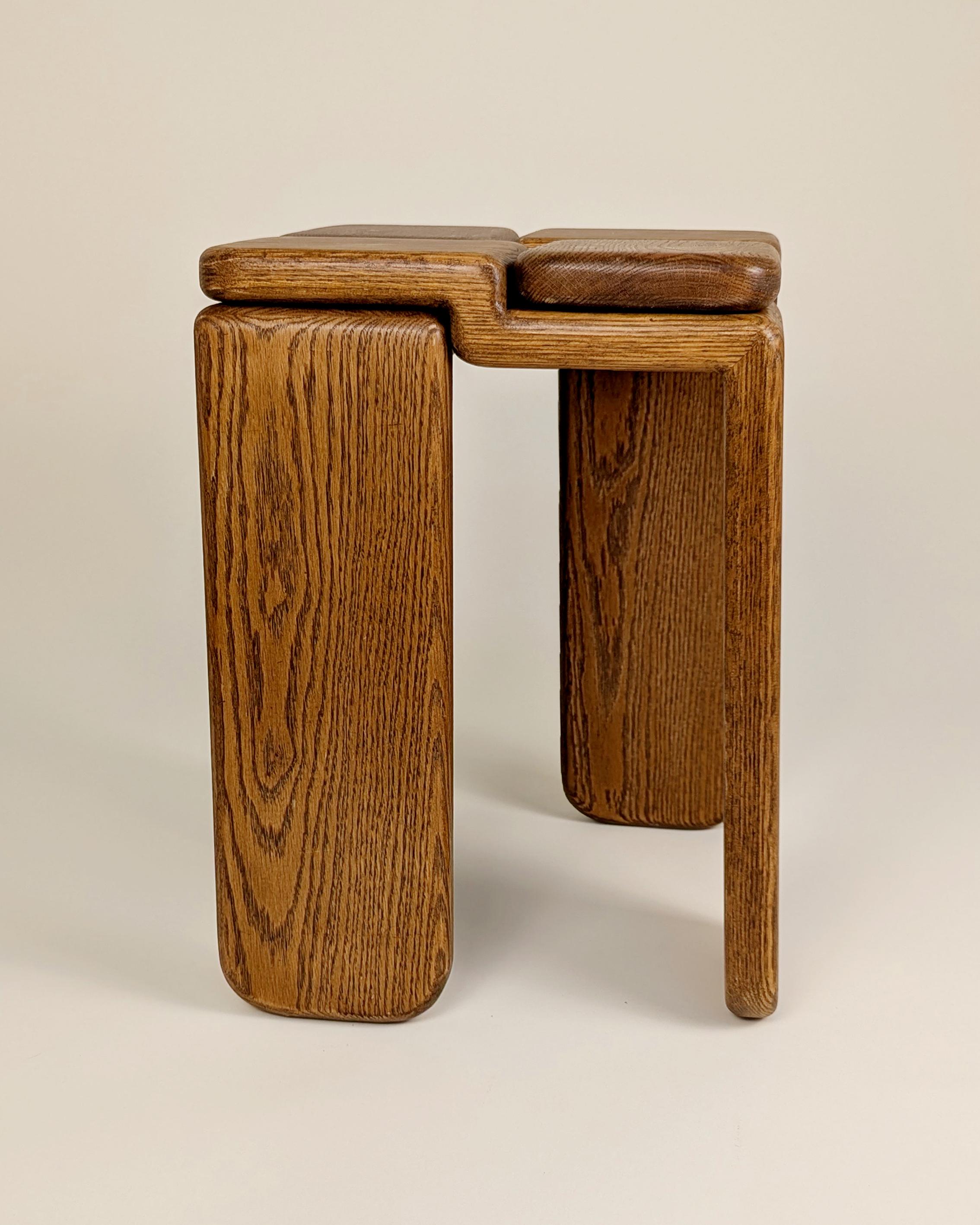 Knot Solid Red Oak Stool by Luis Gimeno
Dimensions: D 33 x W 33 x H 45 cm
Materials: Red oak.

Available in Natural, Dark Brown, and Black colors. Please contact us.

The Knot Stool is a handcrafted piece made from red oak, features an interlocking