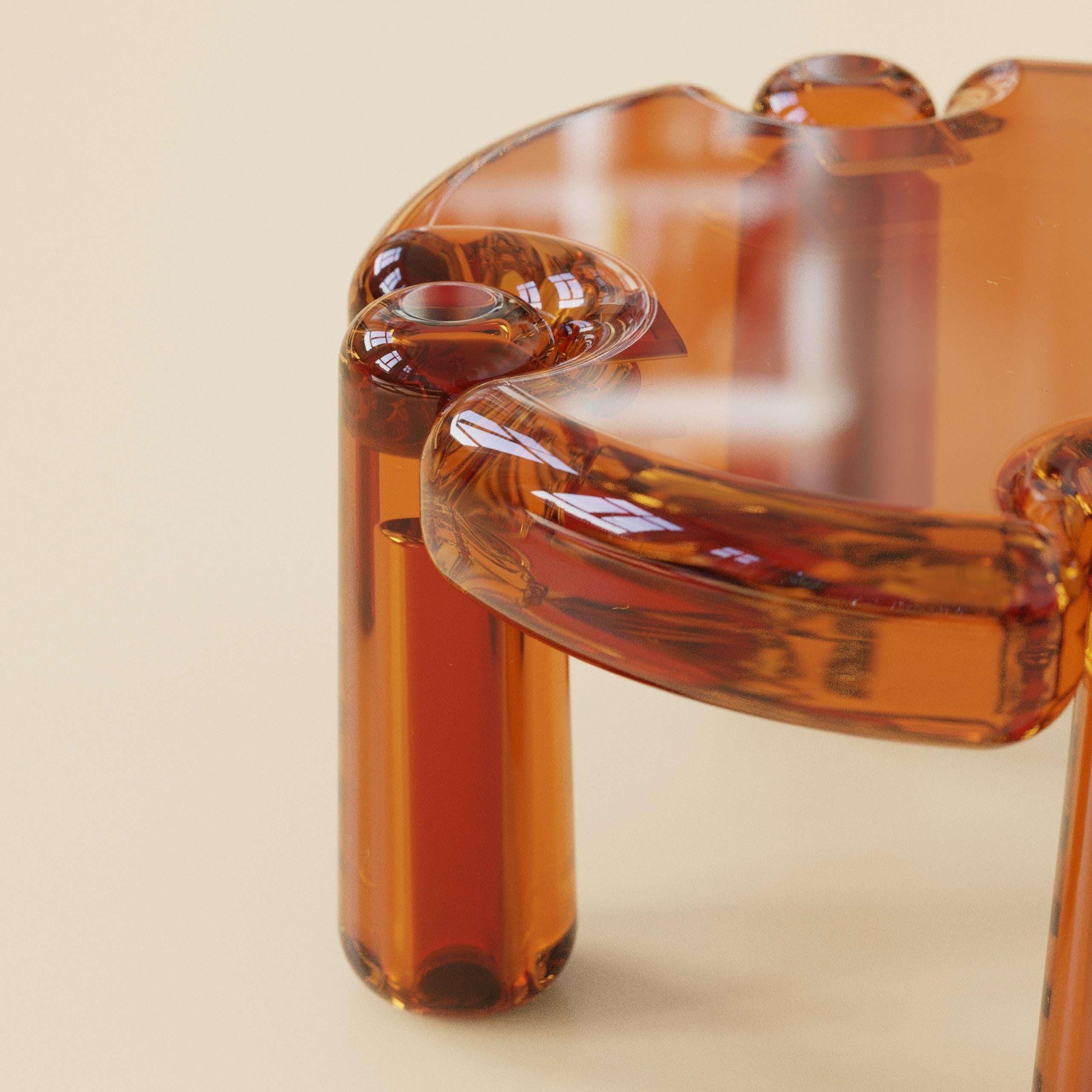Candy Runder couchtisch aus transluzentem kunstharz by Luis Gimeno im Zustand „Neu“ im Angebot in Geneve, CH