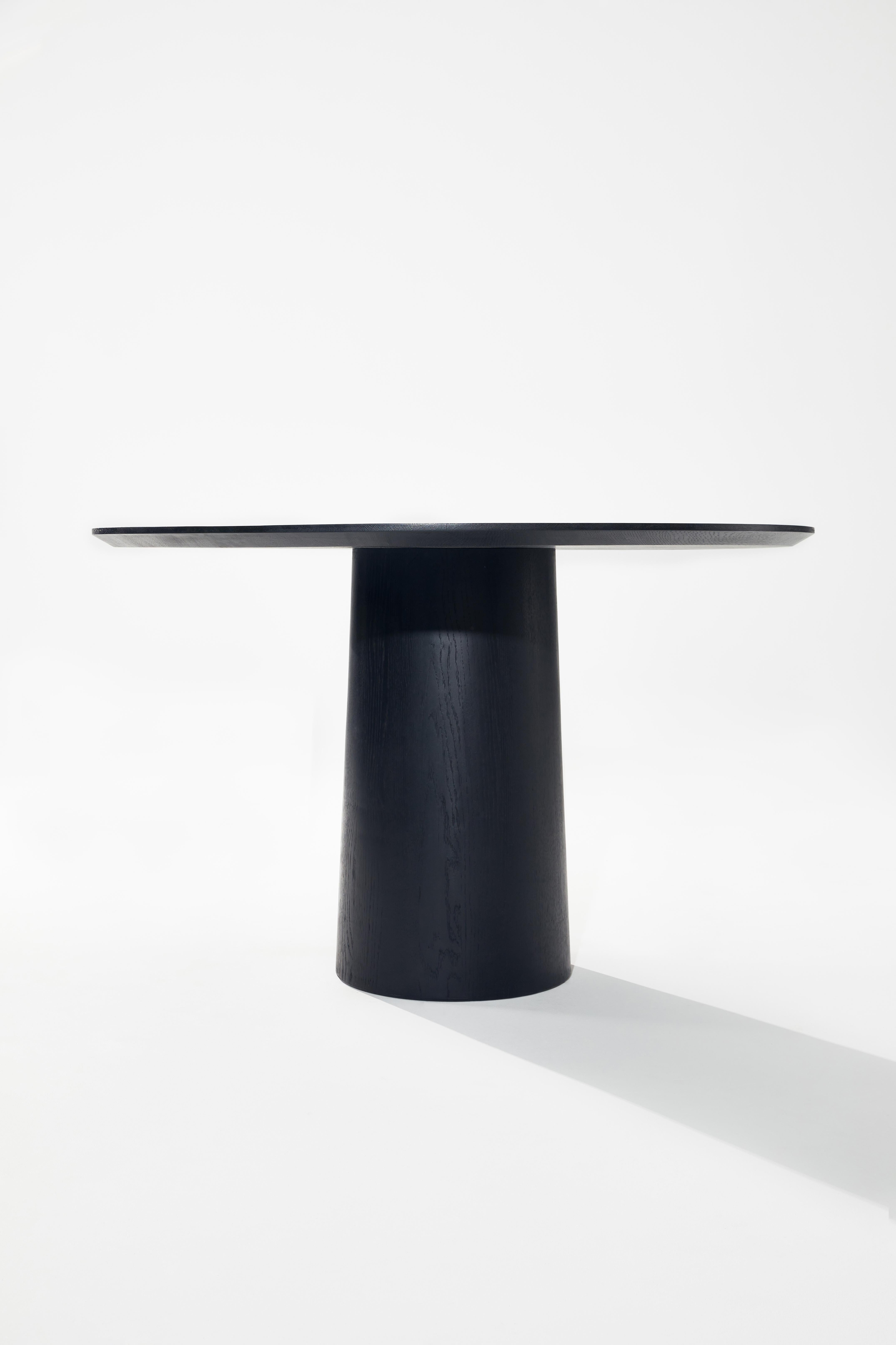 Allemand Table de salle à manger Mushrooms-PS en bois Oak Wood teinté noir par Heilig Objects for Objects en vente