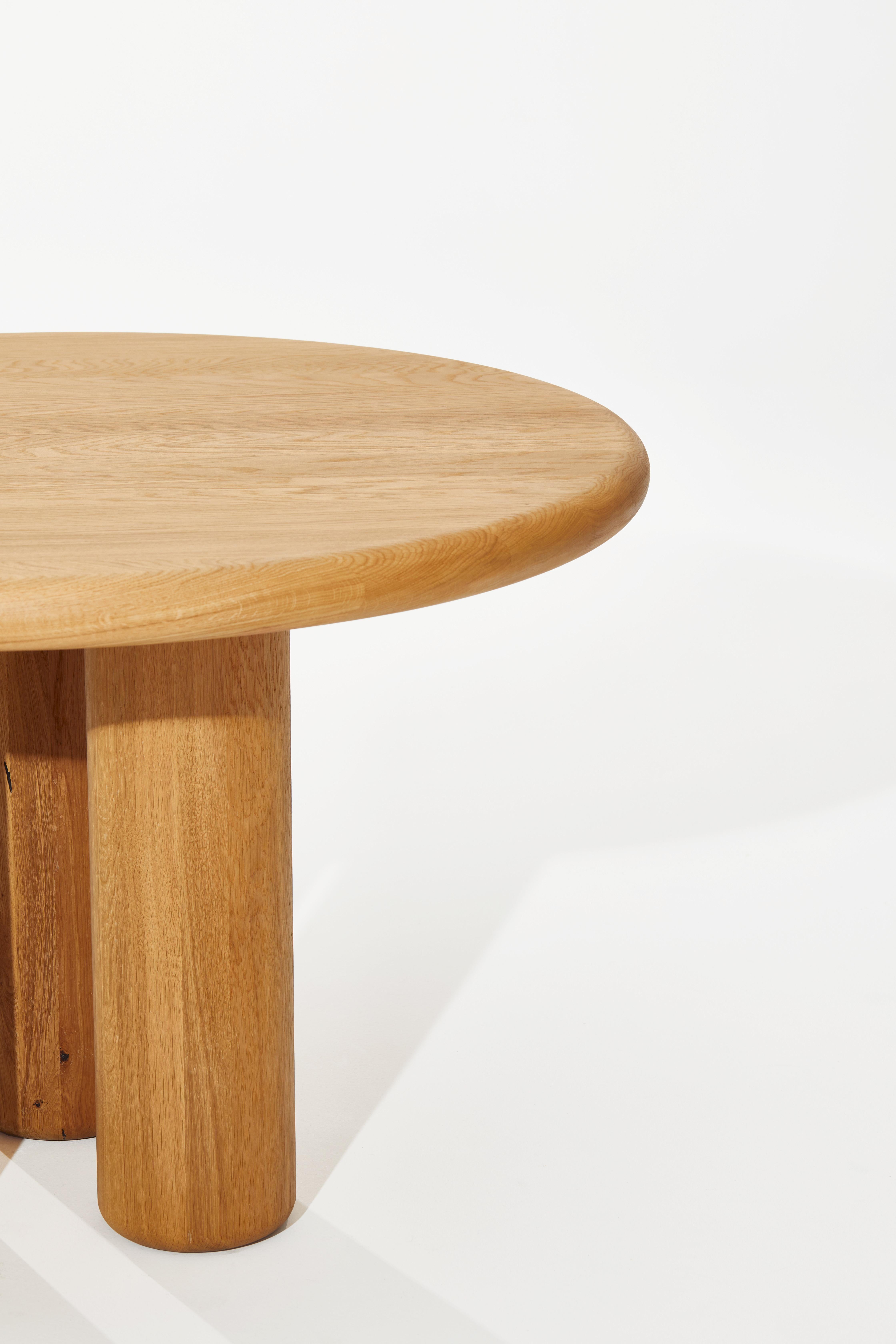 Autre Table de salle à manger Fat Leg 65 en bois Oak Nature par Heilig Objects for Objects en vente