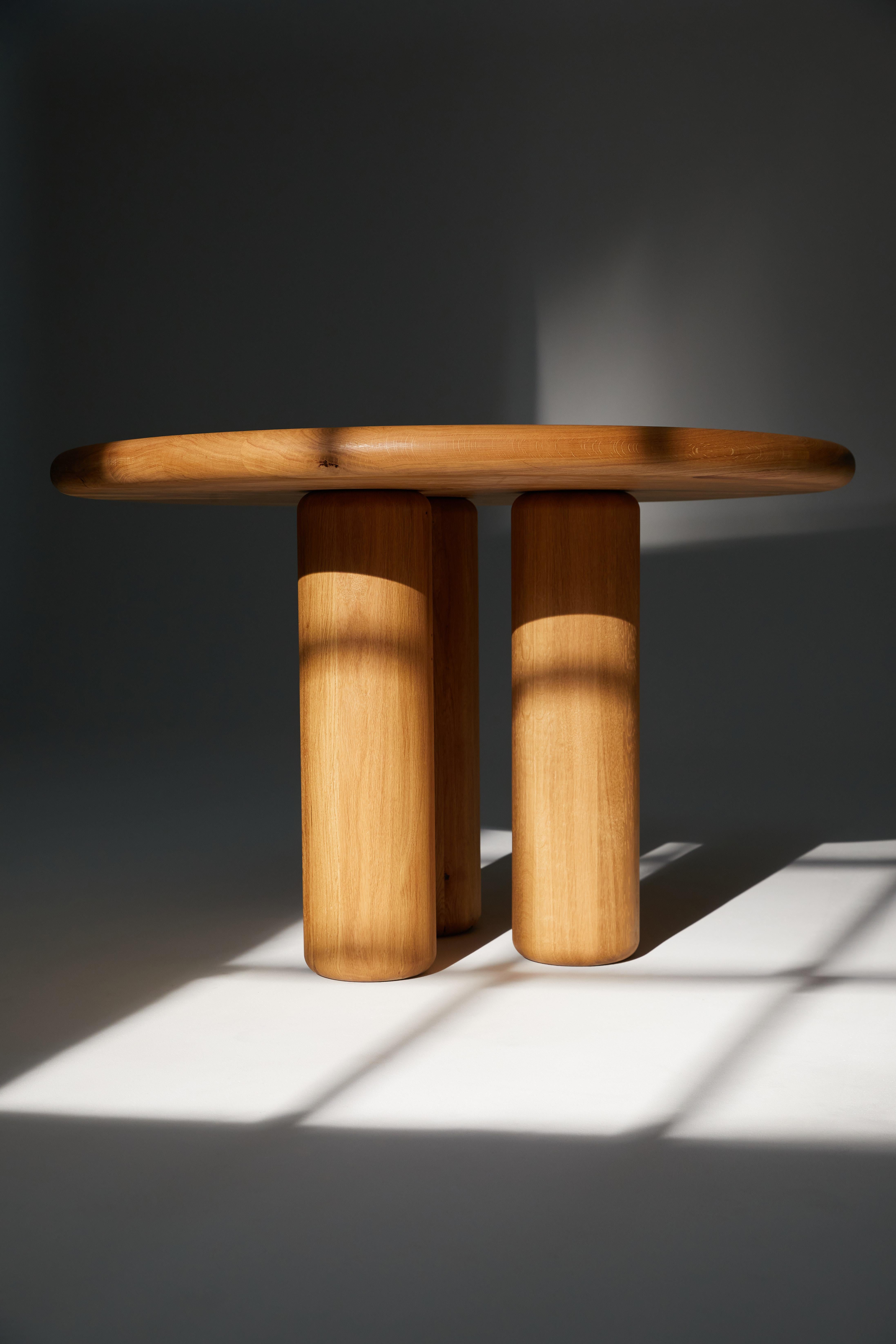 Table de salle à manger Fat Leg 65 en bois Oak Nature par Heilig Objects for Objects en vente 2