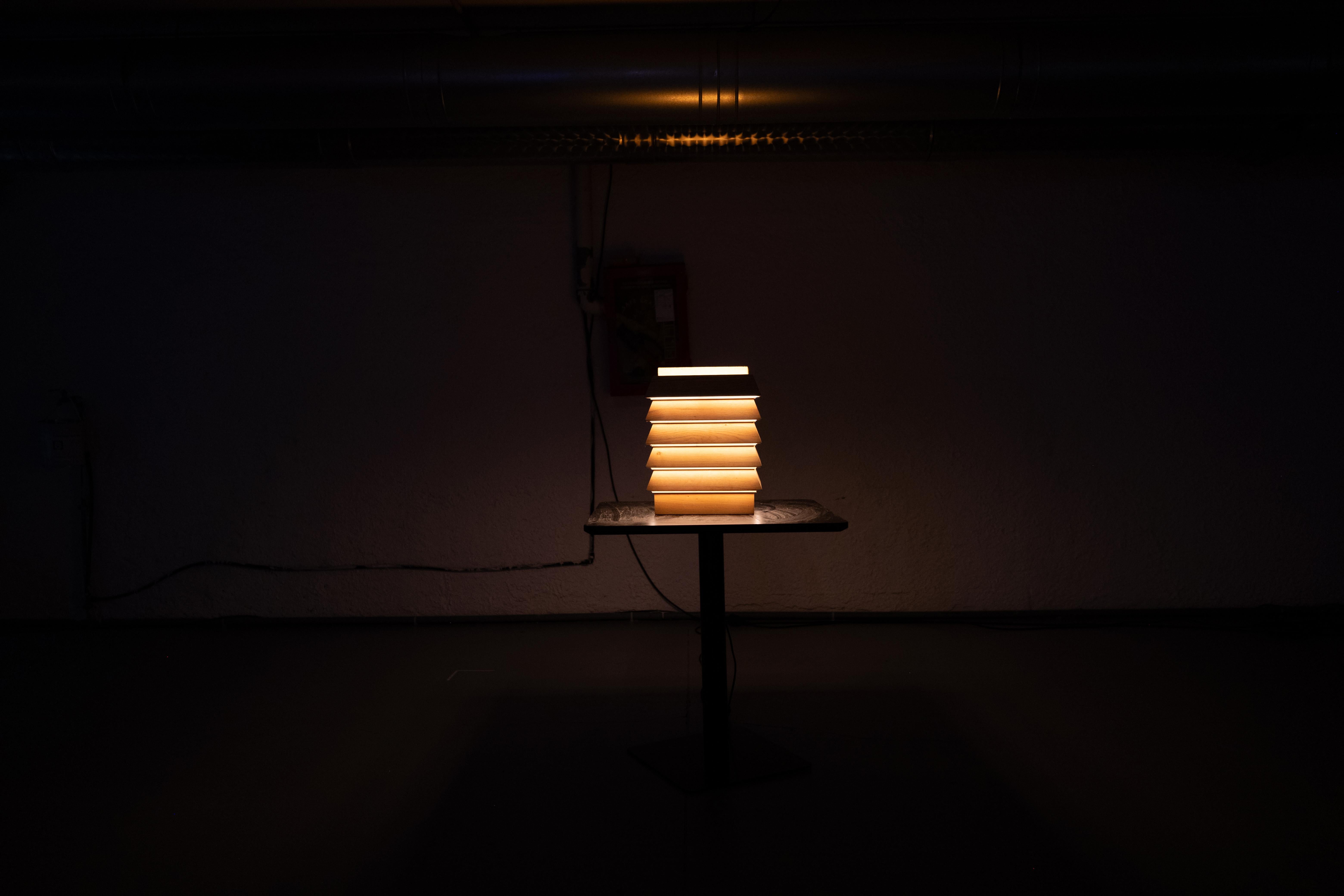 Pagode Large Table Lamp in Oak Wood & Natural Japanese Paper by Heilig Objects For Sale 5