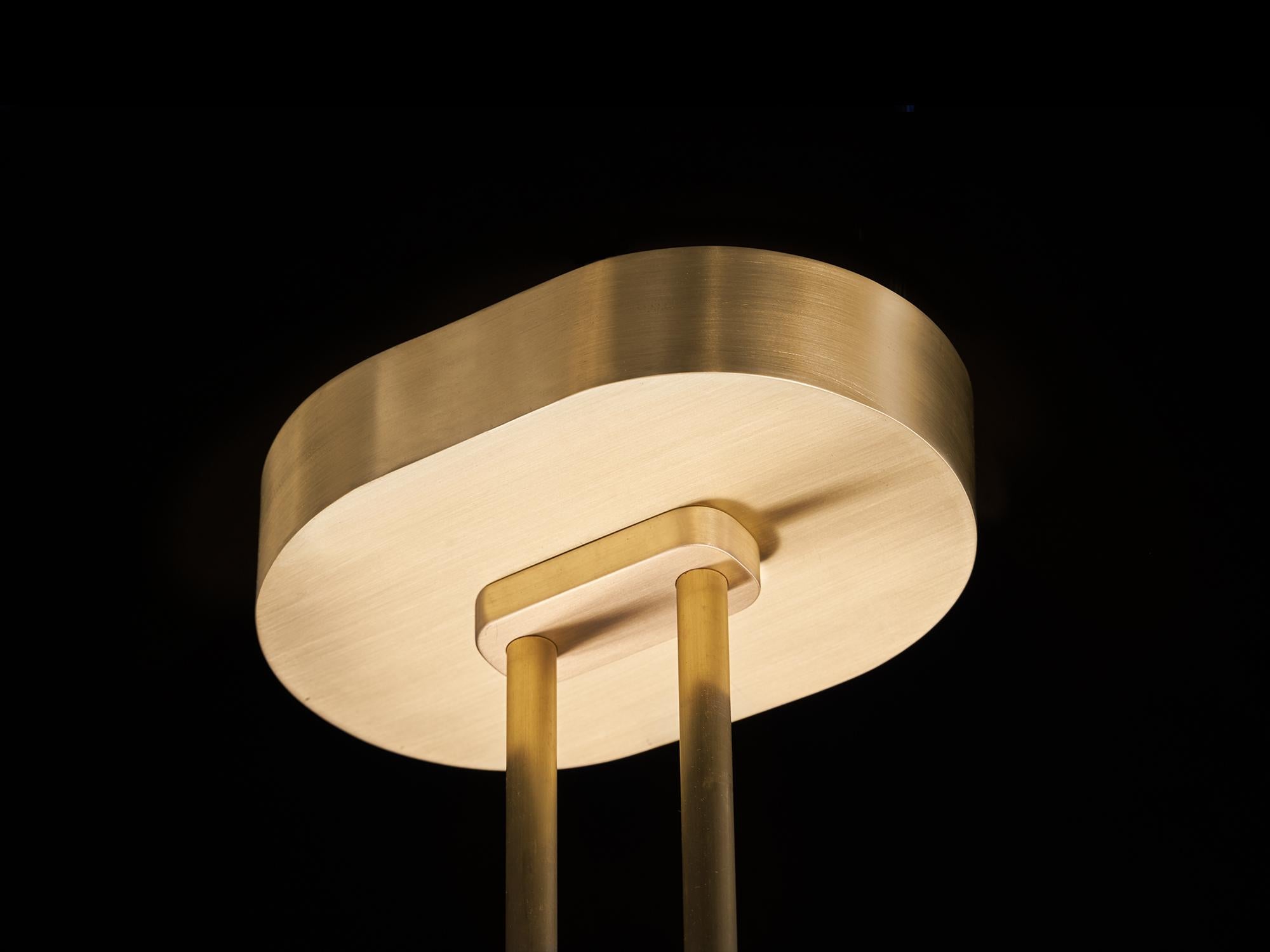 American Eos Pendant Lamp in Brass & Quartz Glossy Glass by Bianco Light + Space For Sale