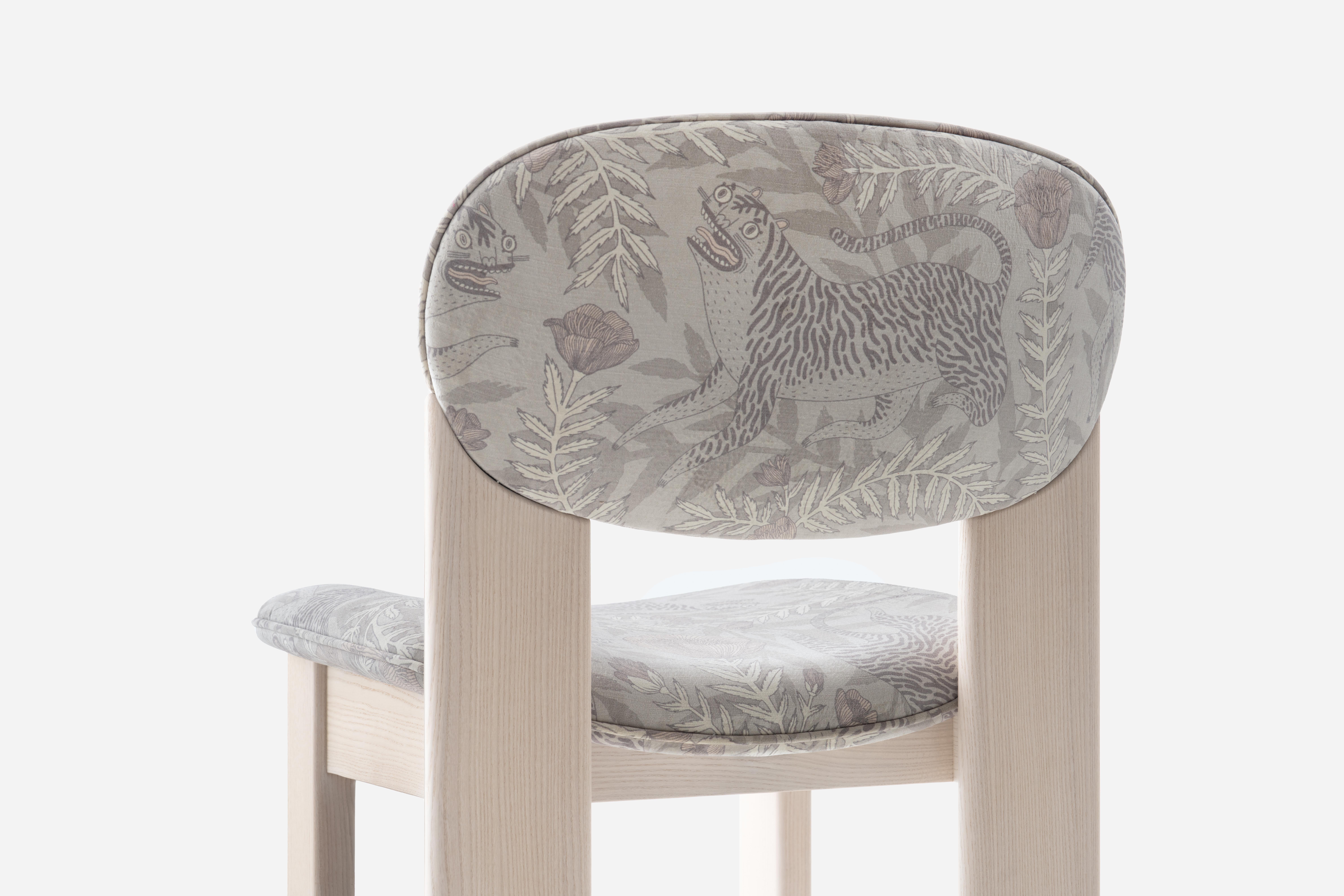 Ukrainien Meubles rembourrés Chaise Archipen Artistry Edition par NOOM en vente