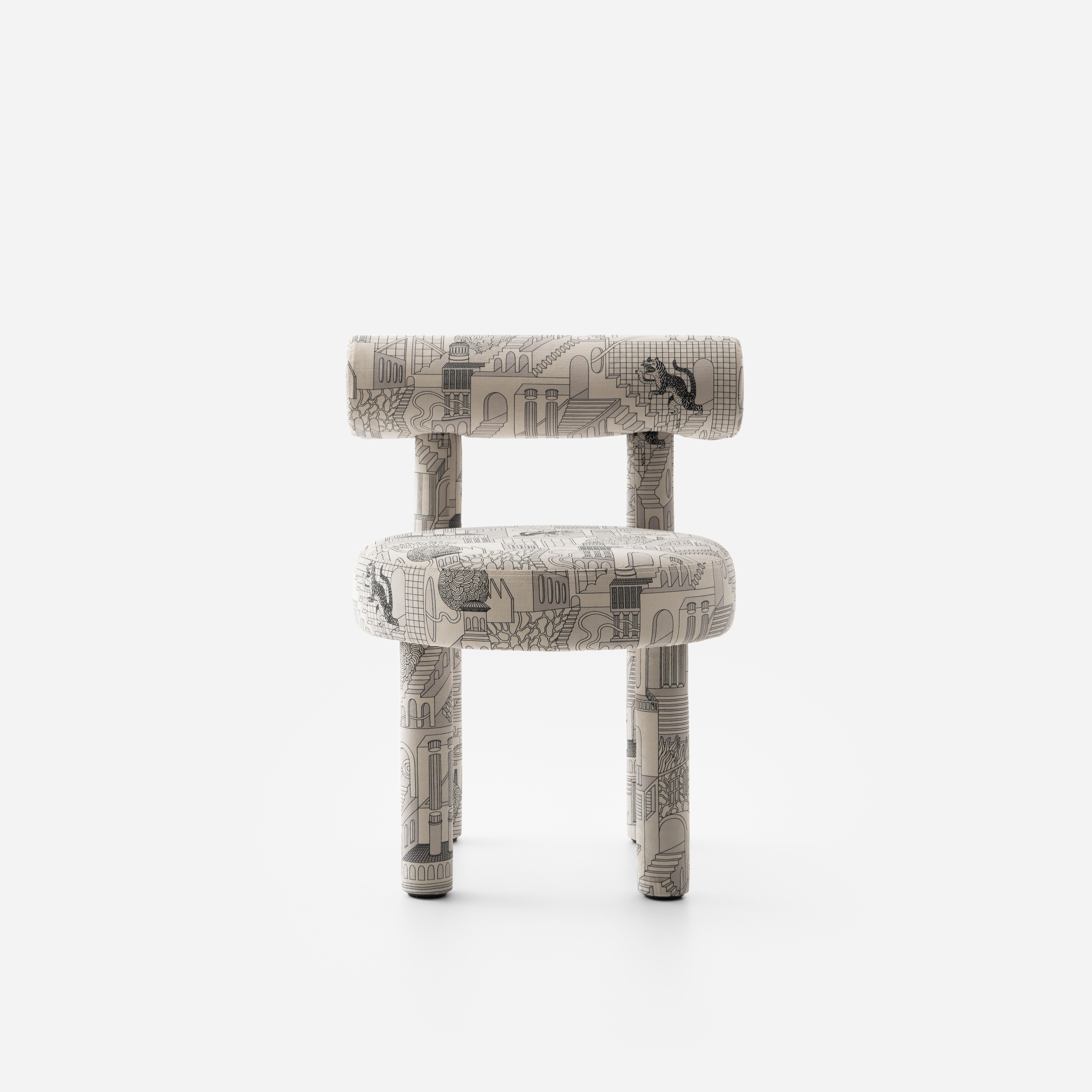 Meubles rembourrés Chaise Gropius CS1 Artistry Edition by NOOM
Dimensions : L 57 x D 57 x H 74 cm 
Matériaux : bois, contreplaqué, mousse, mousse moulée, textile.

Catégorie G - Penrose Prowl / Tora / Panthera par Patience & Gough. Également